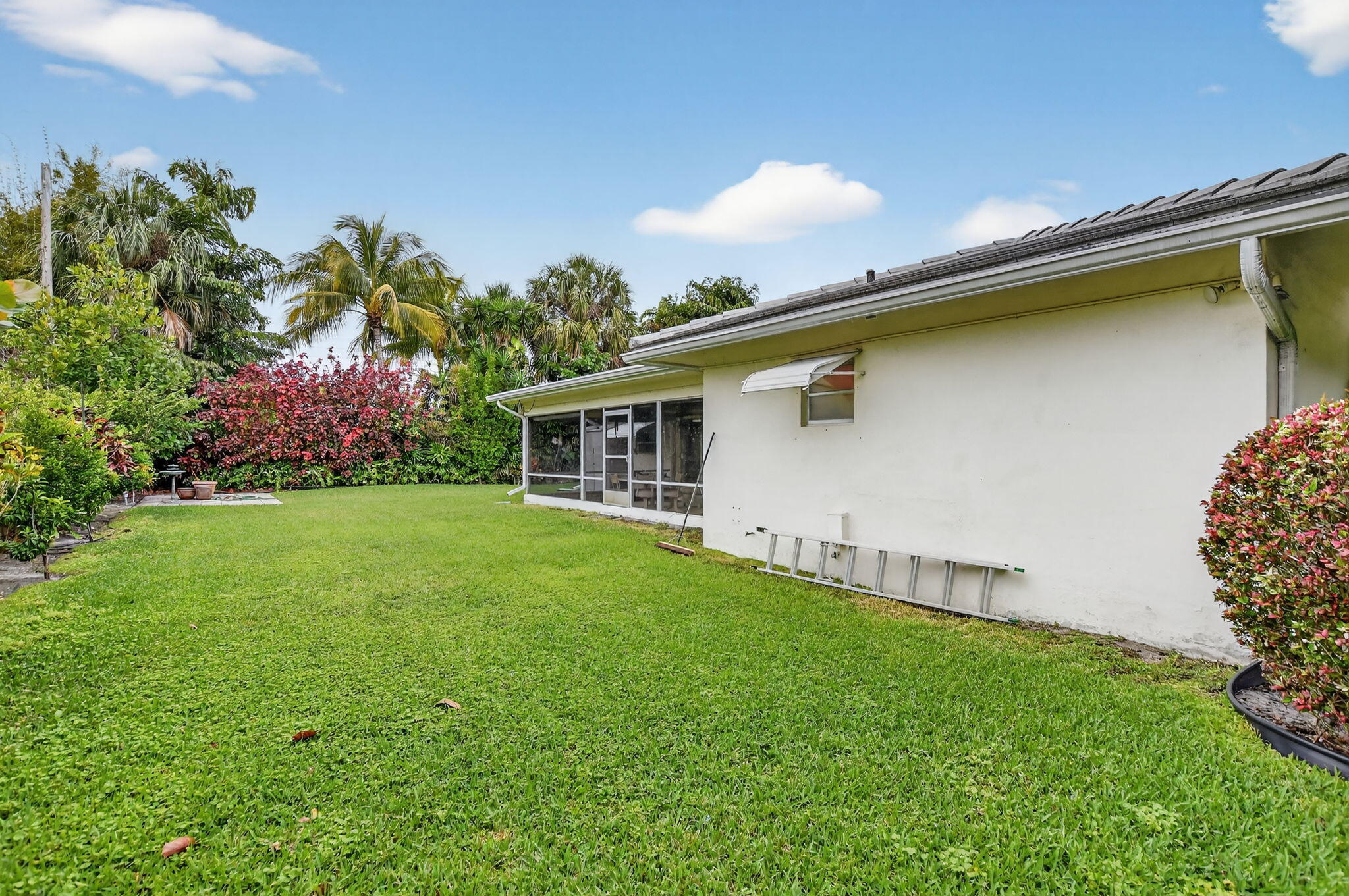 1060 NW 4th Street