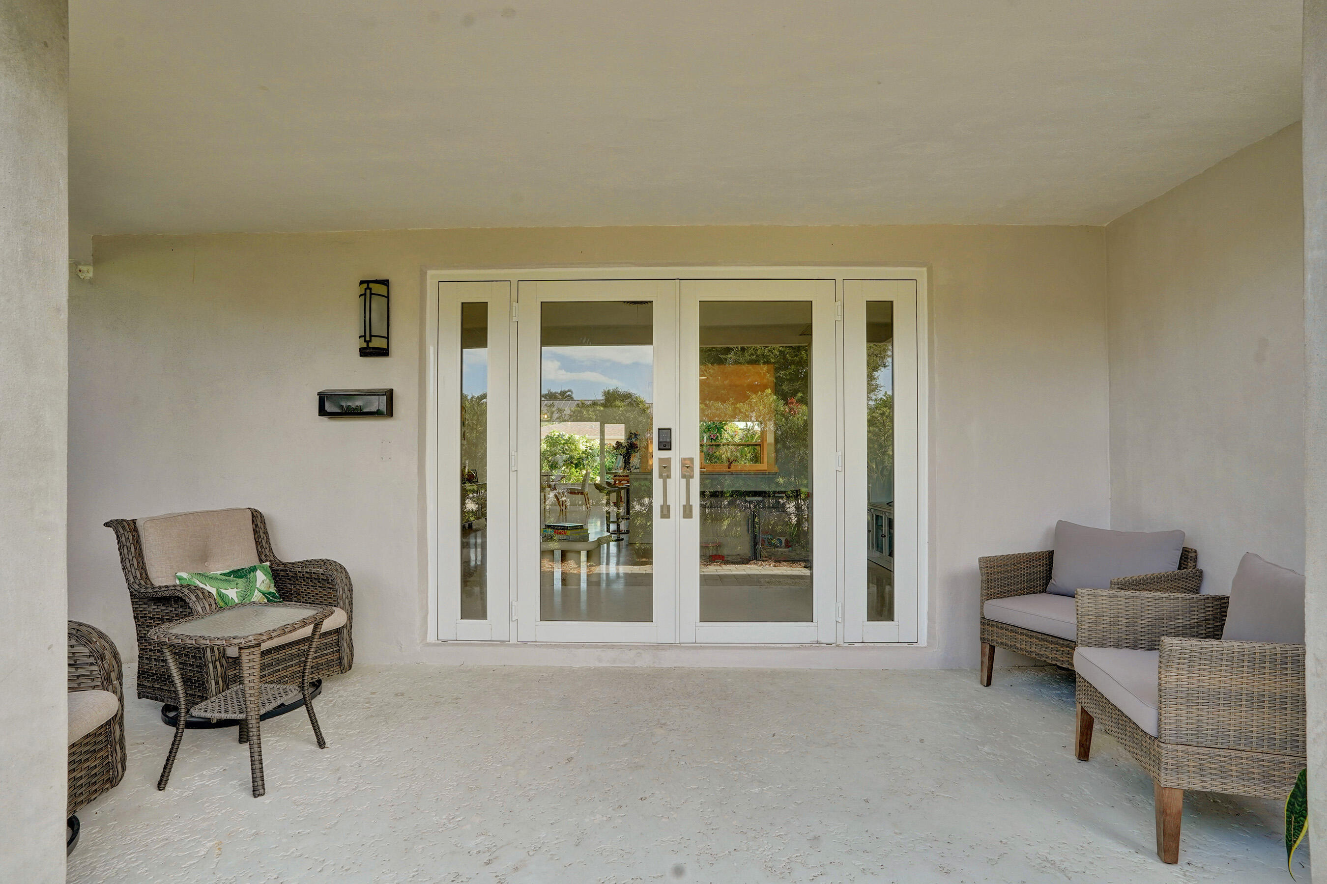 246 NE 30th Street
