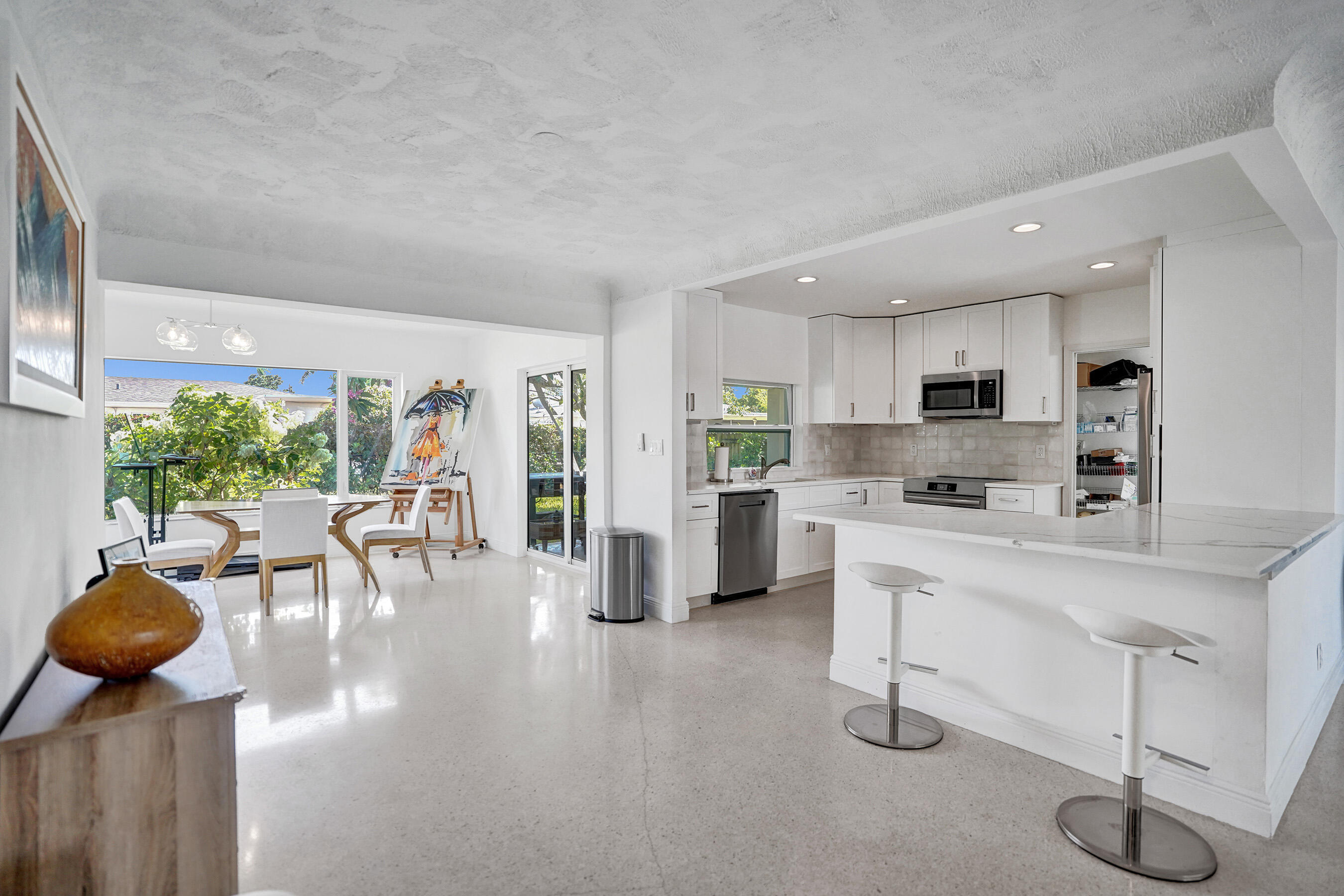 246 NE 30th Street