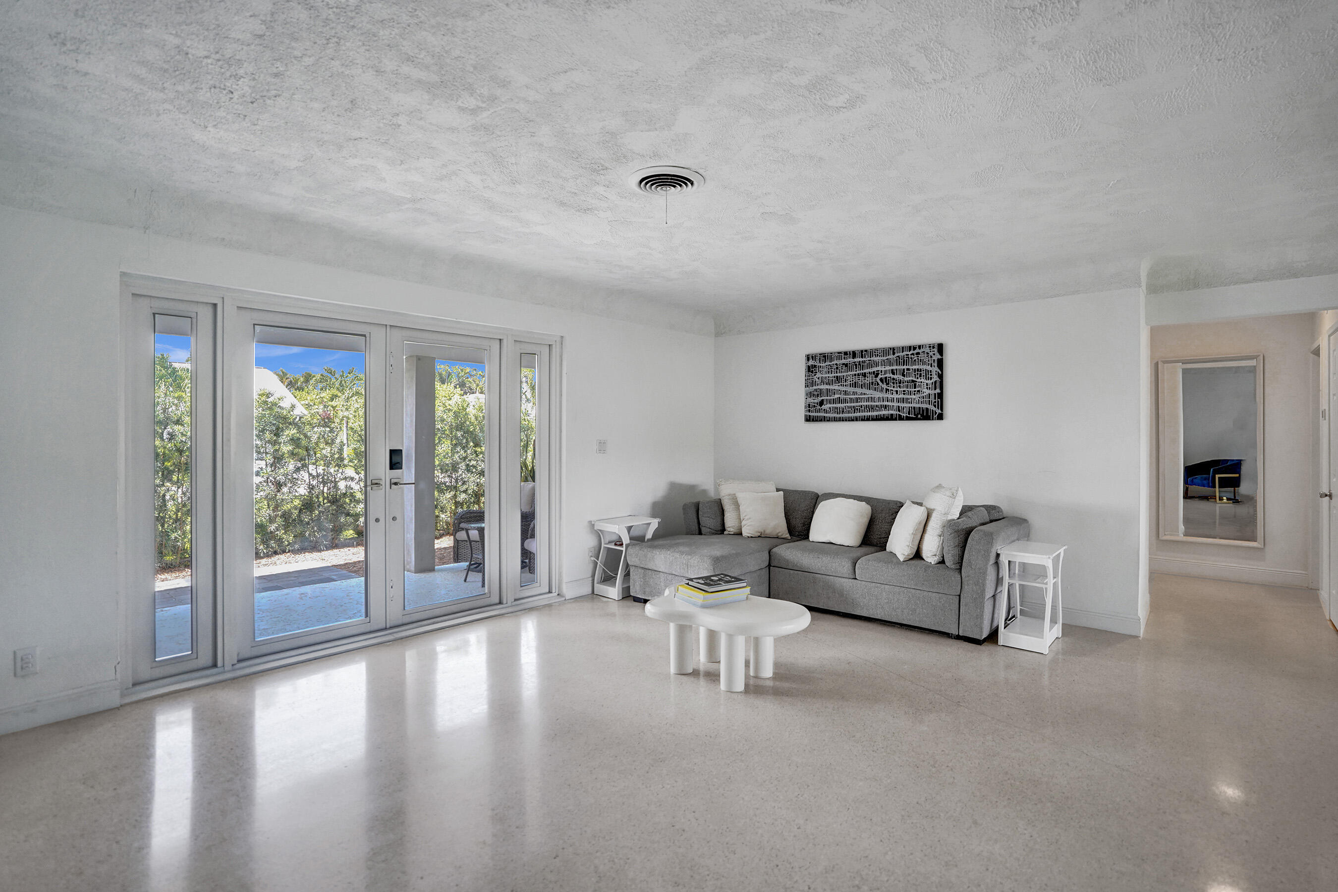 246 NE 30th Street