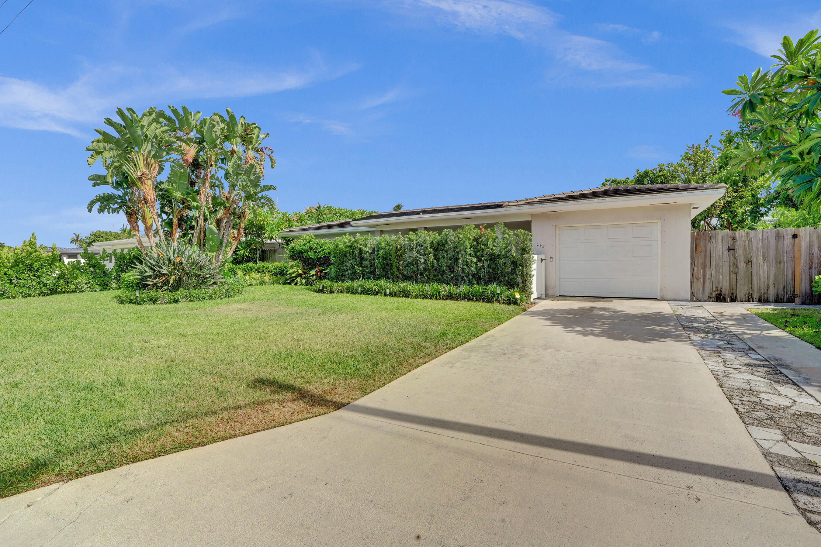 246 NE 30th Street