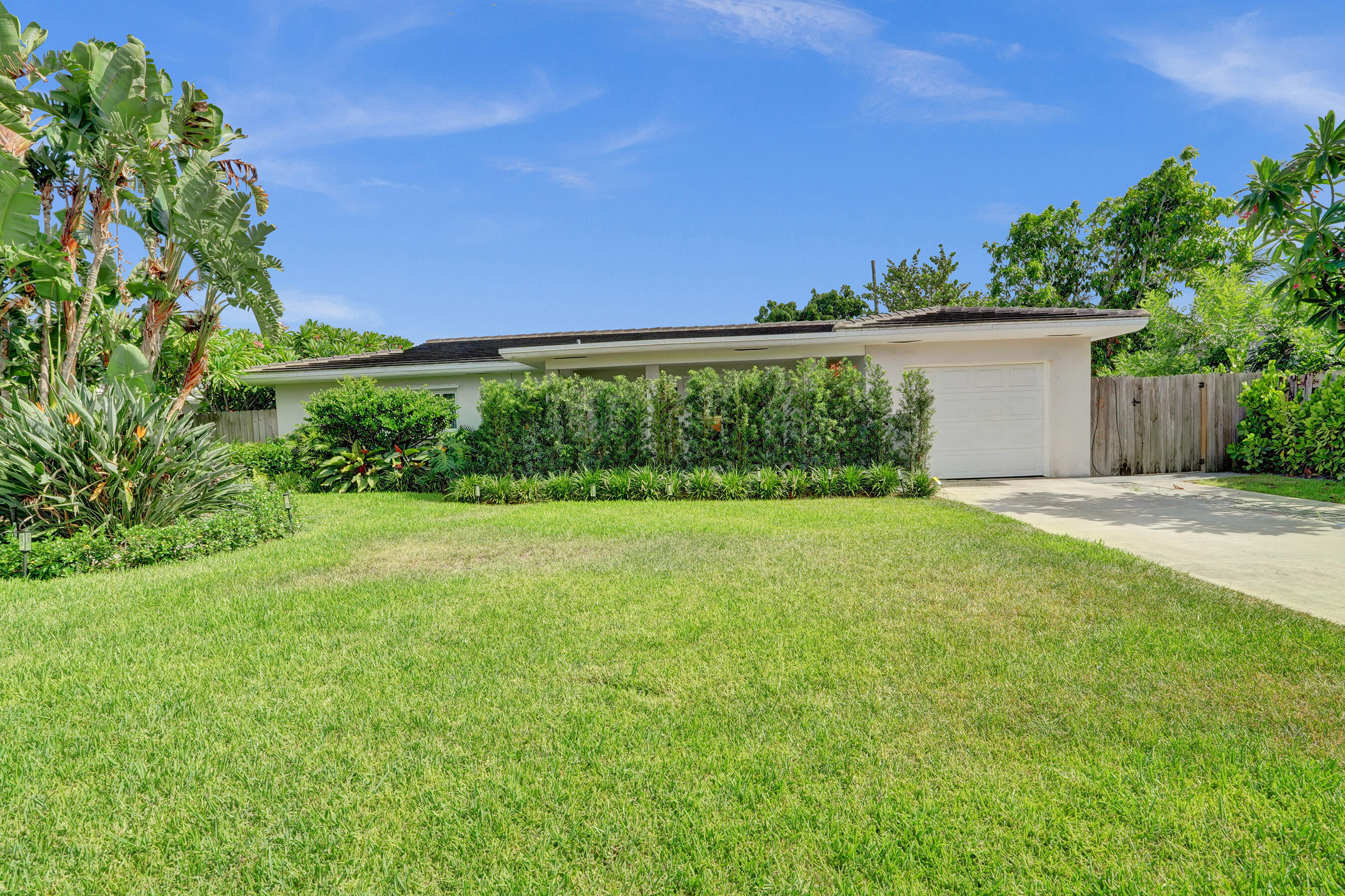 246 NE 30th Street