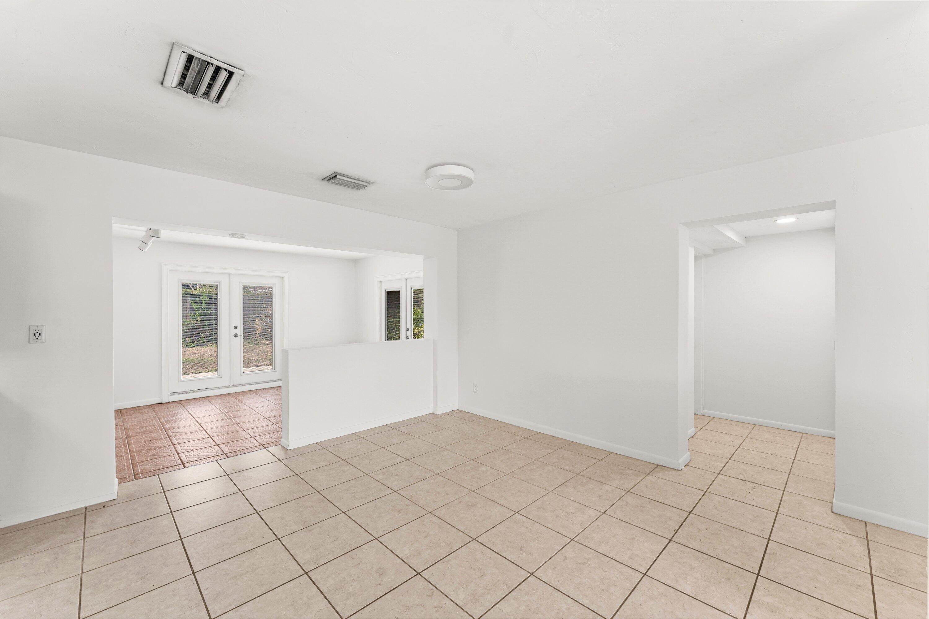 360 NE 23rd Way