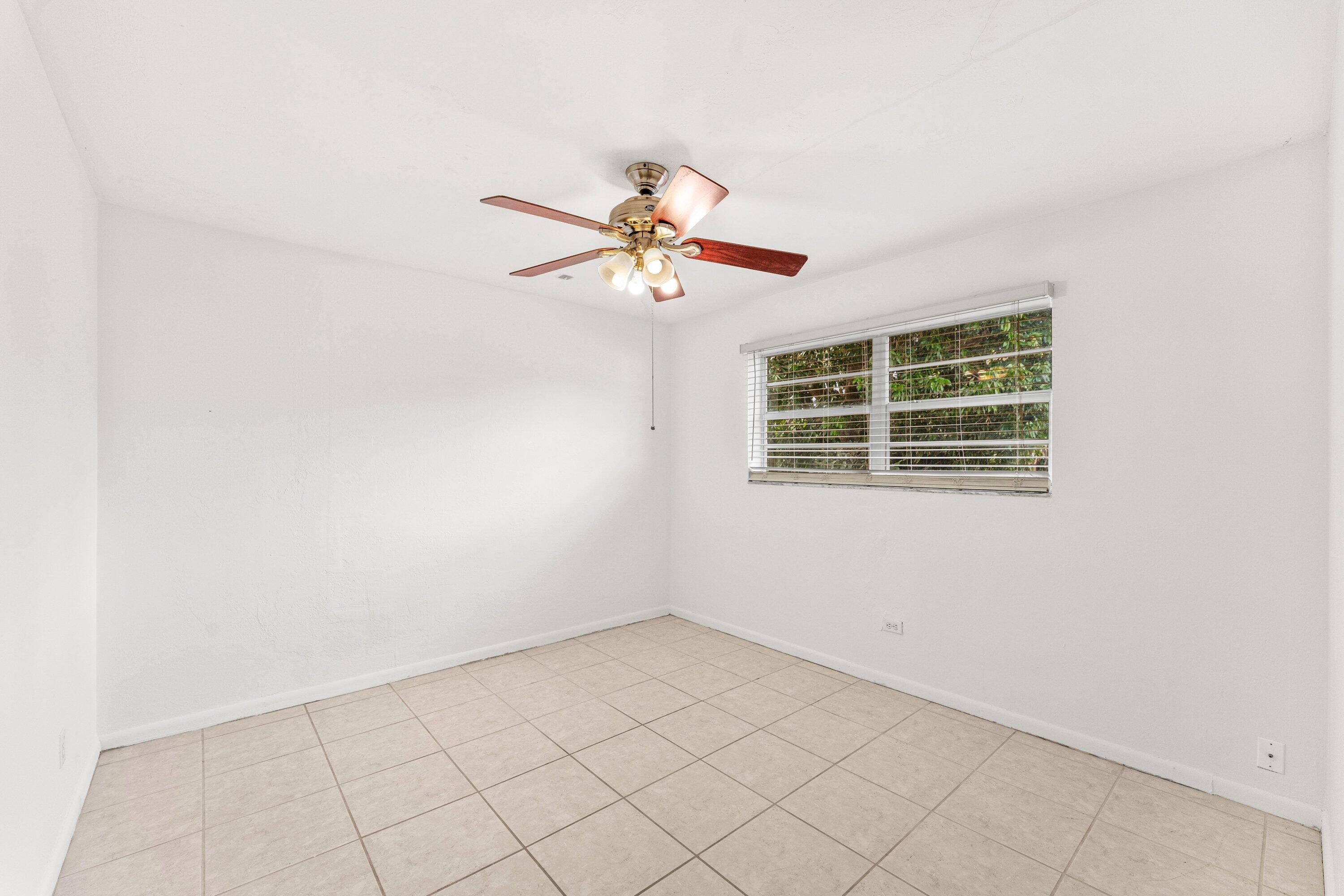 360 NE 23rd Way