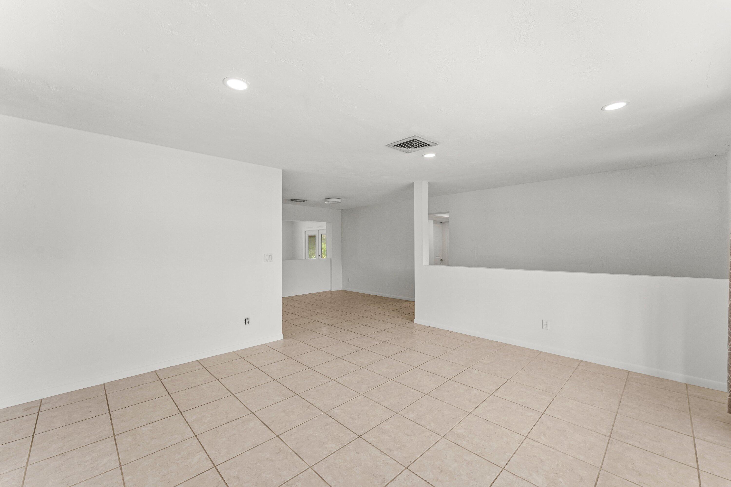 360 NE 23rd Way