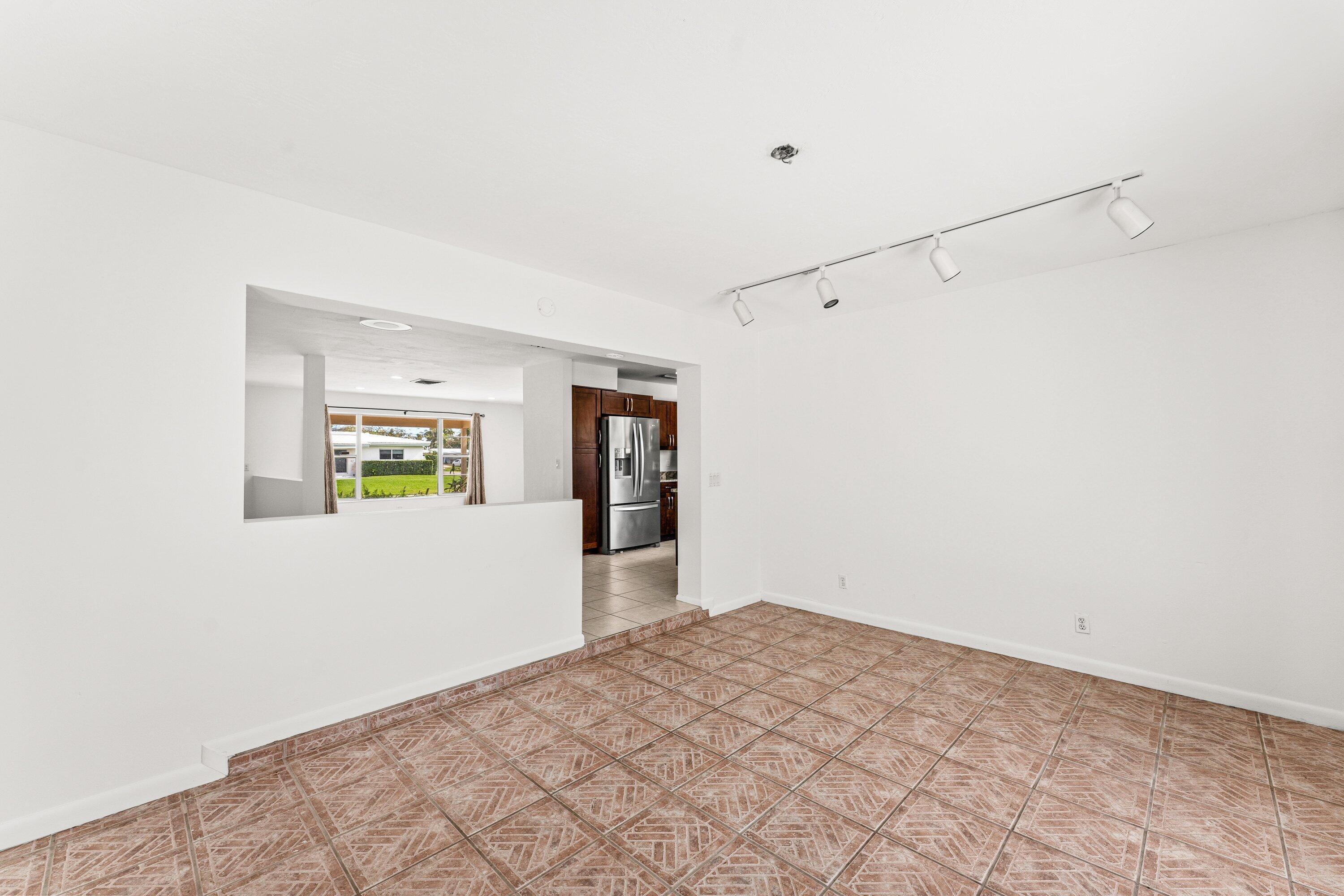 360 NE 23rd Way