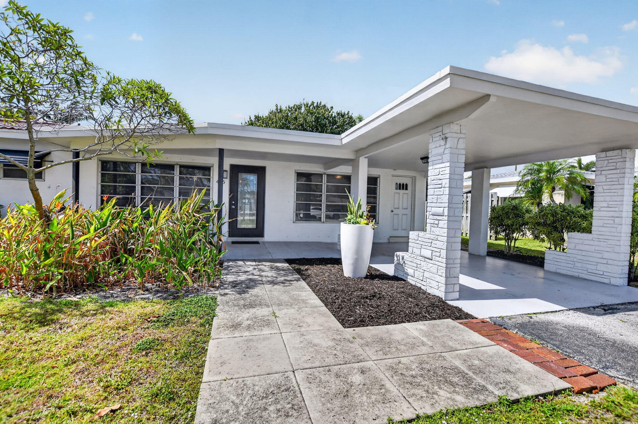 456 NE 28th Terrace