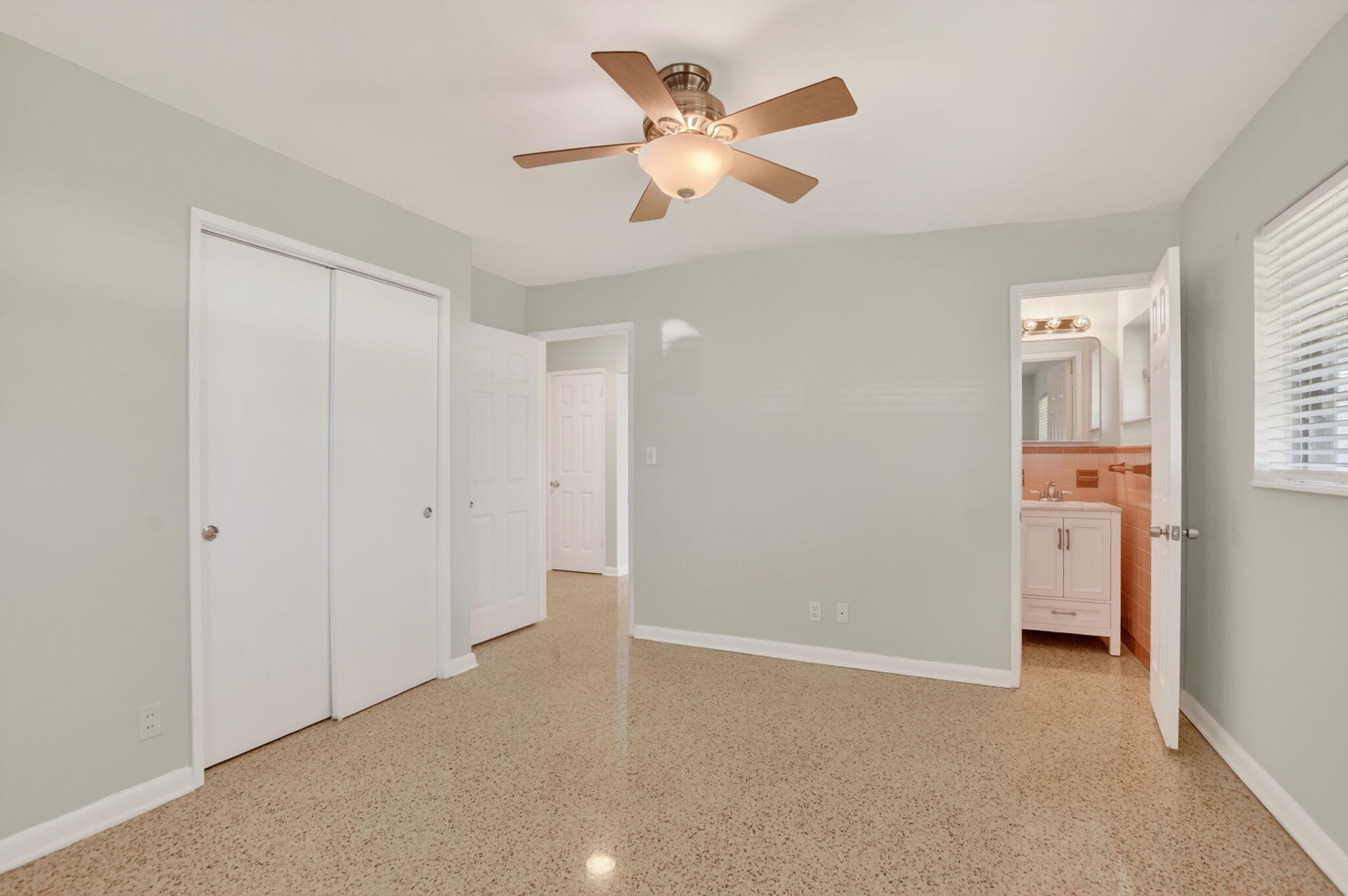 456 NE 28th Terrace