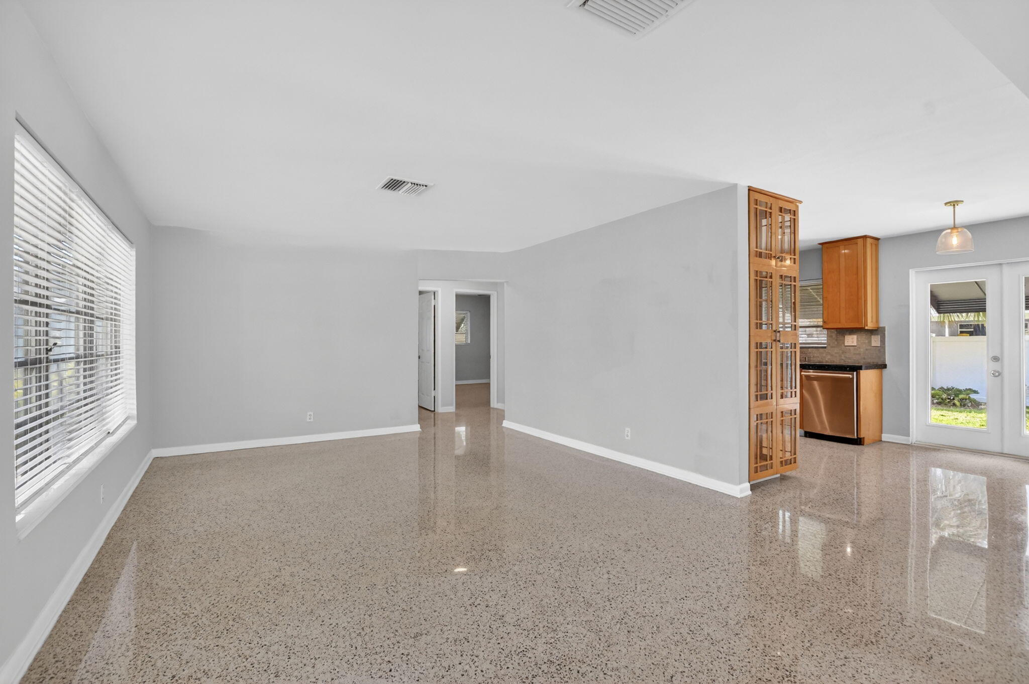 456 NE 28th Terrace