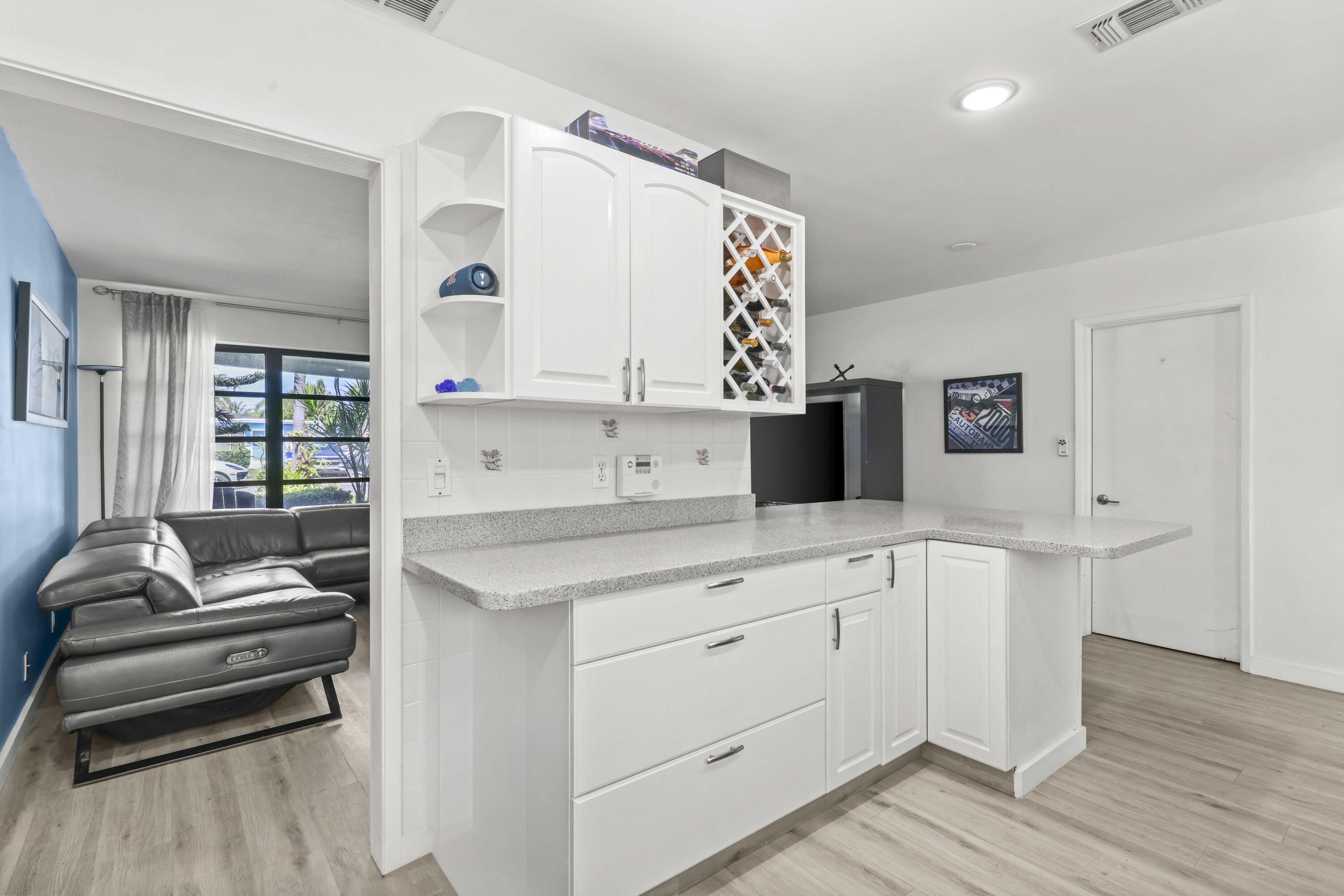 2136 NE 4th Court