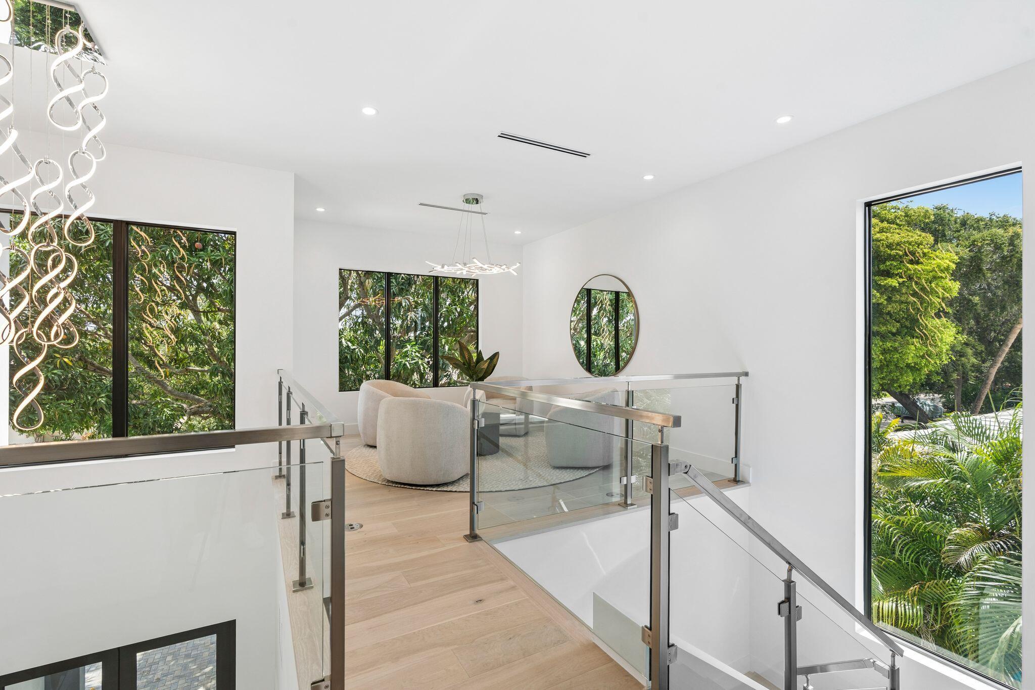 1040 NW 6th Terrace