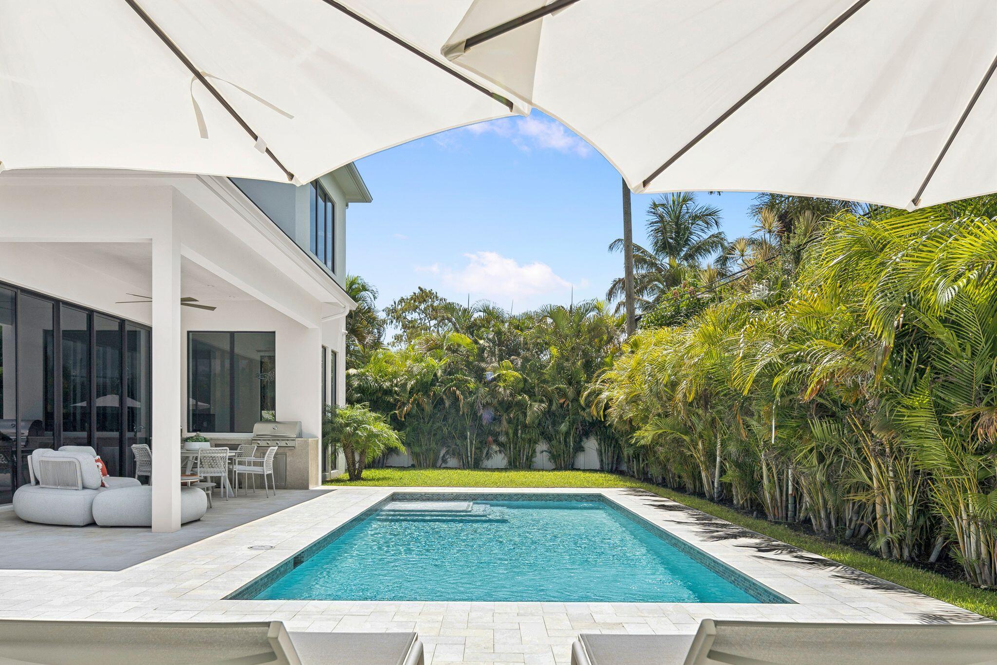 1040 NW 6th Terrace