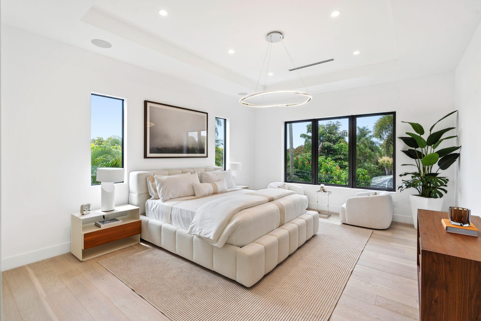 1040 NW 6th Terrace