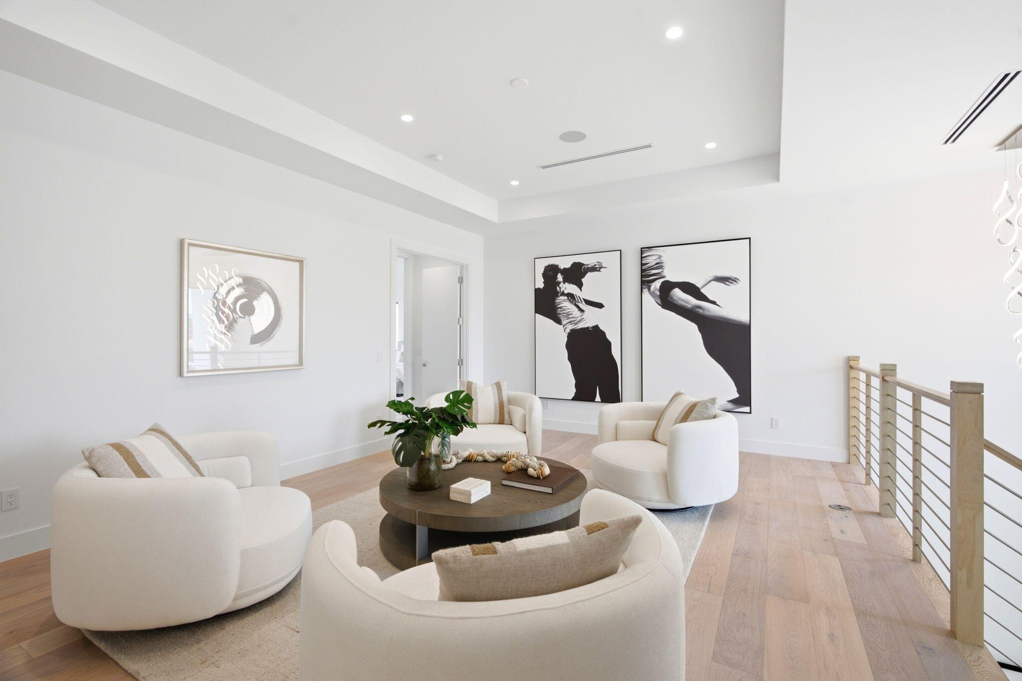 261 NW 8th Street