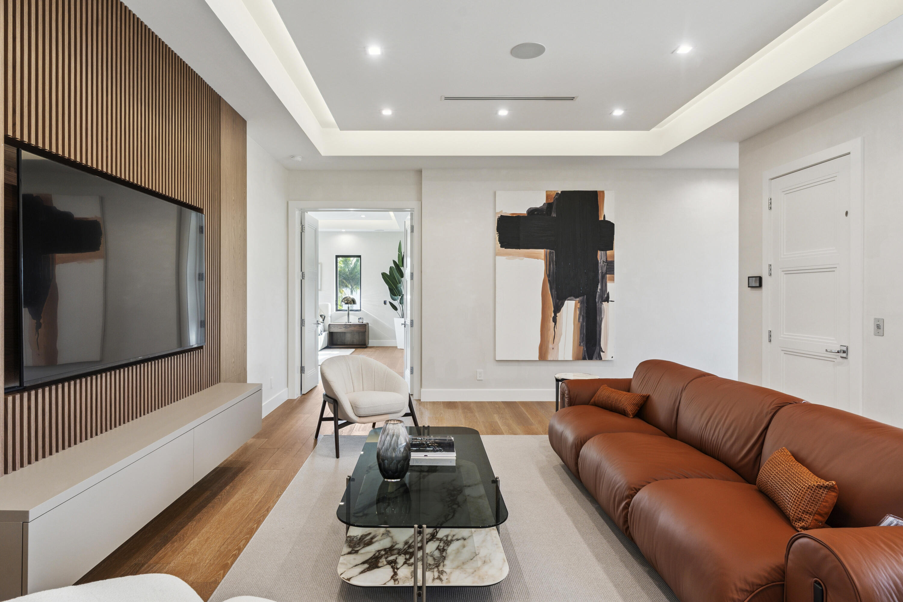 255 NE 3rd Street