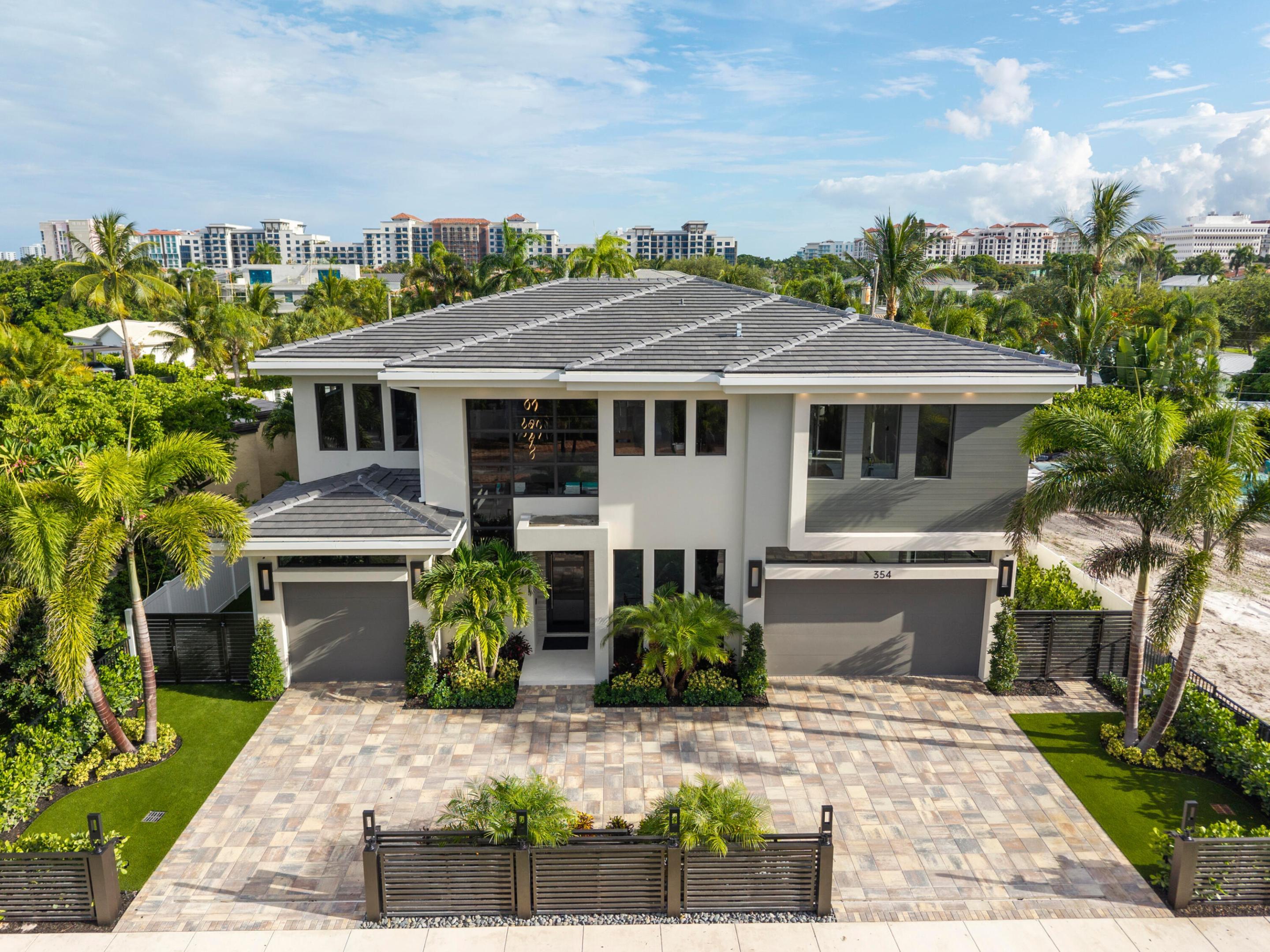 255 NE 3rd Street
