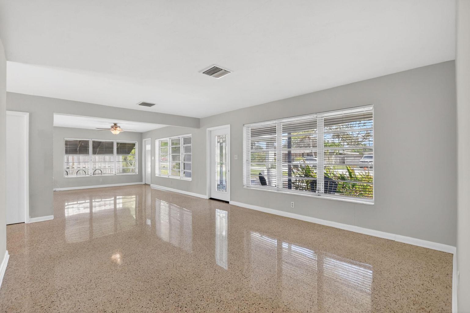 456 NE 28th Terrace