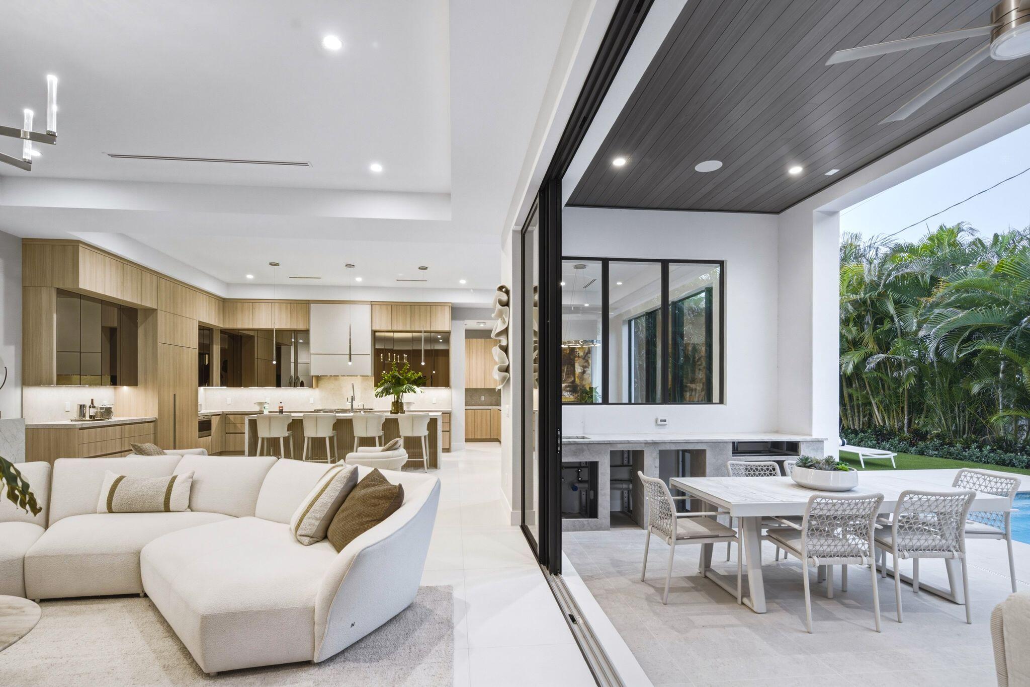 1300 NE 4TH Court