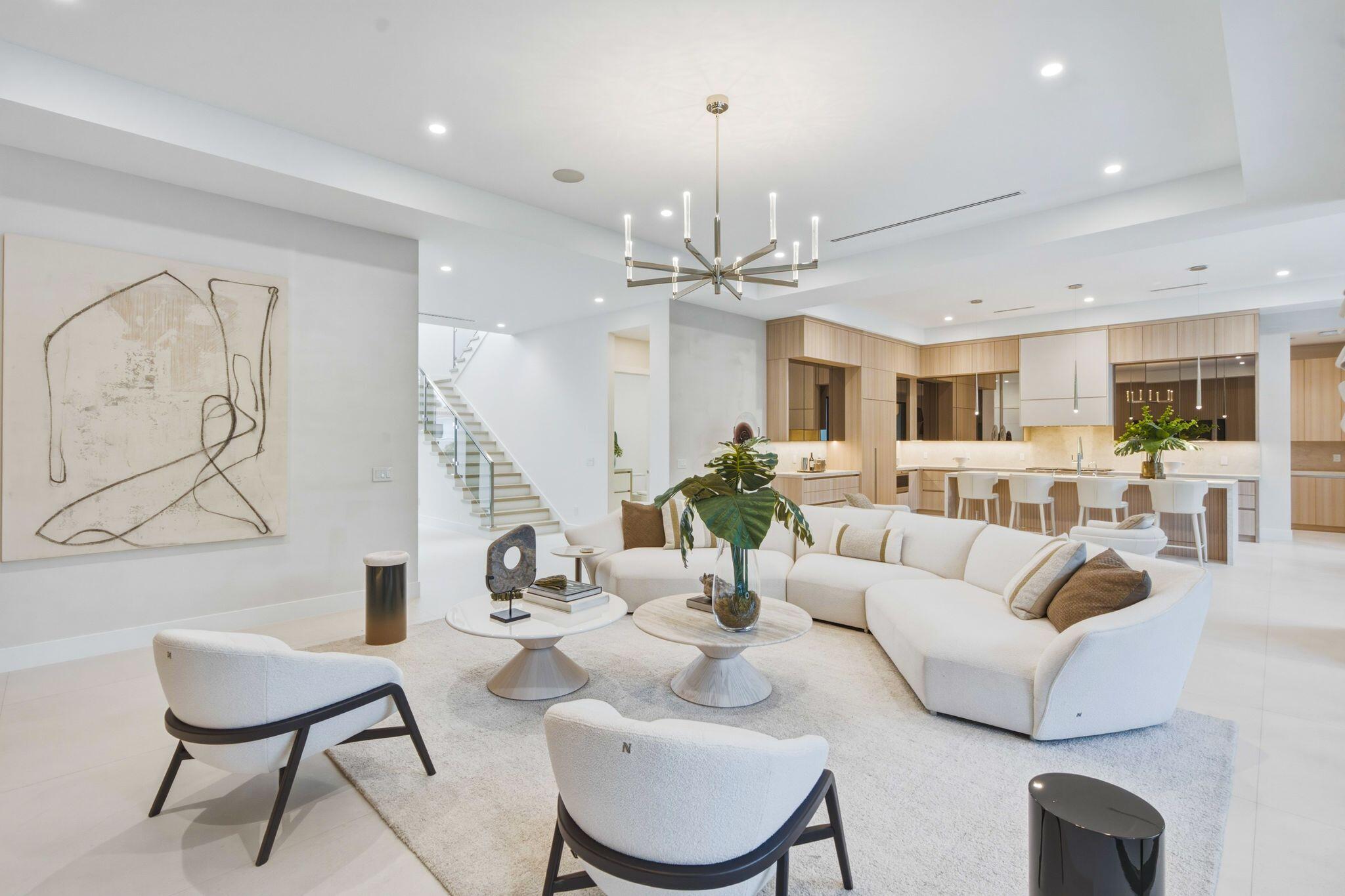 1300 NE 4TH Court