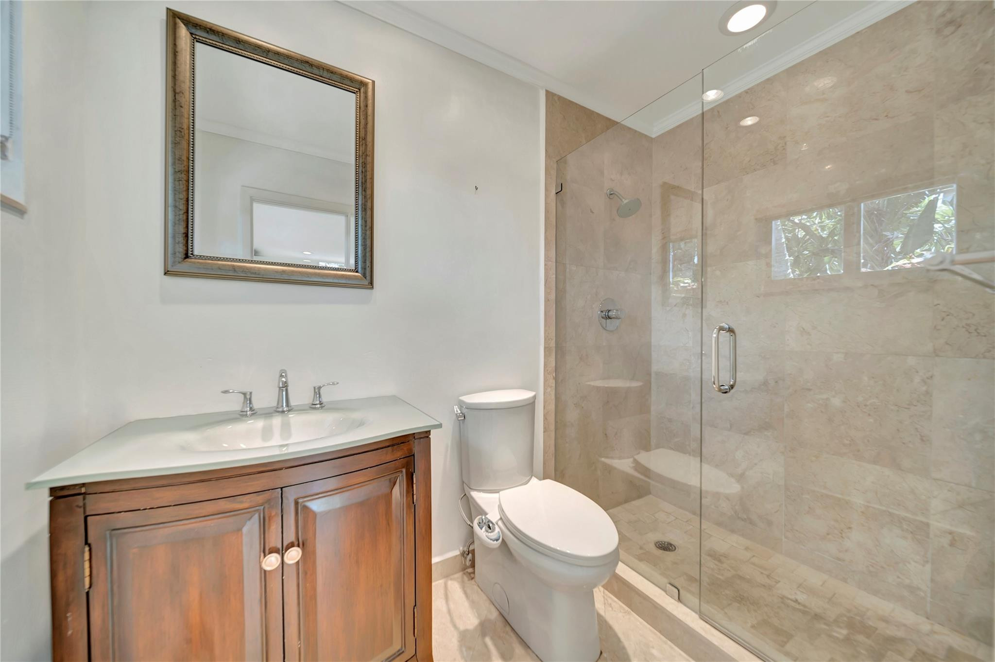 2524 NE 26th Terrace