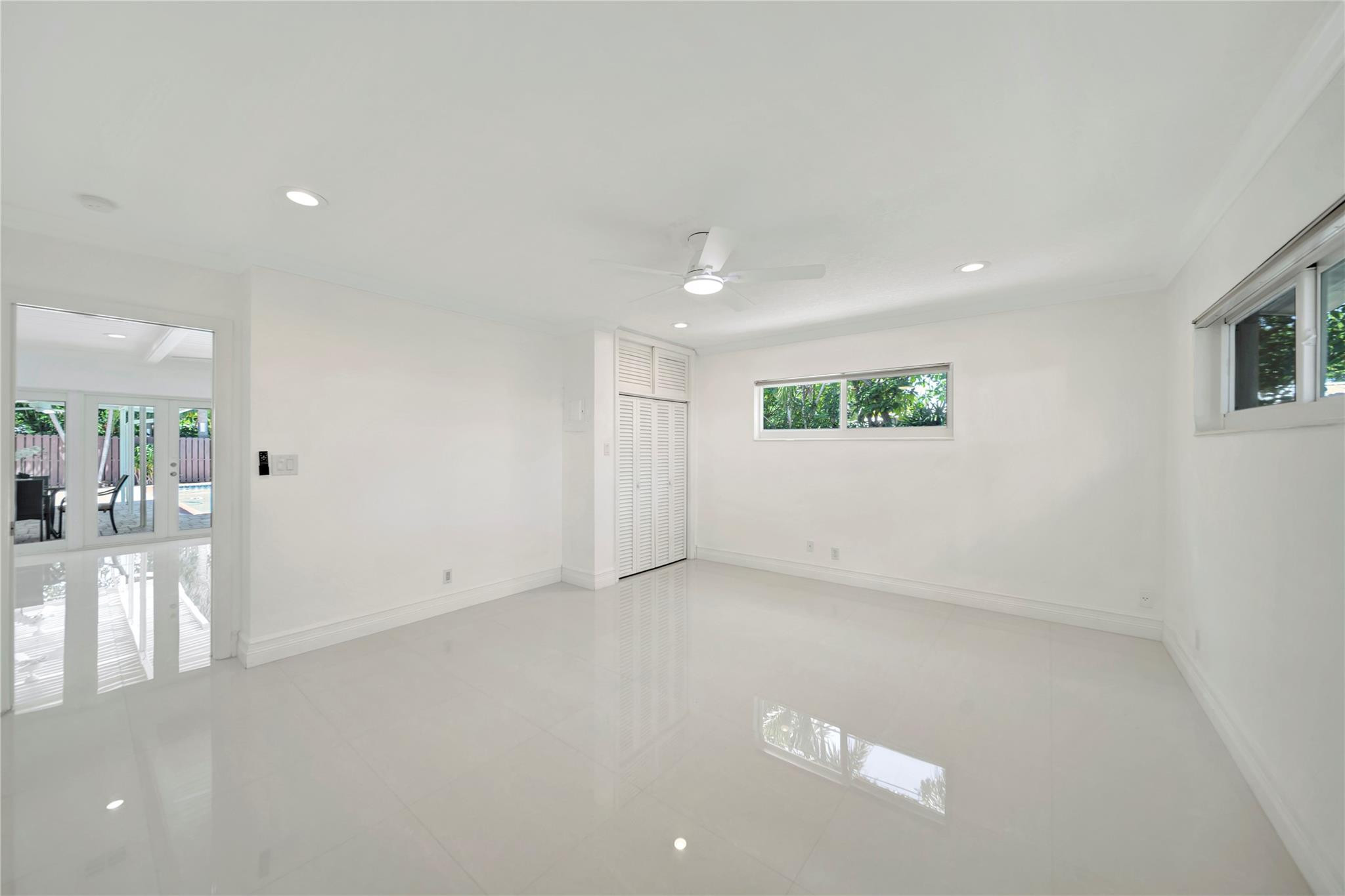 2524 NE 26th Terrace