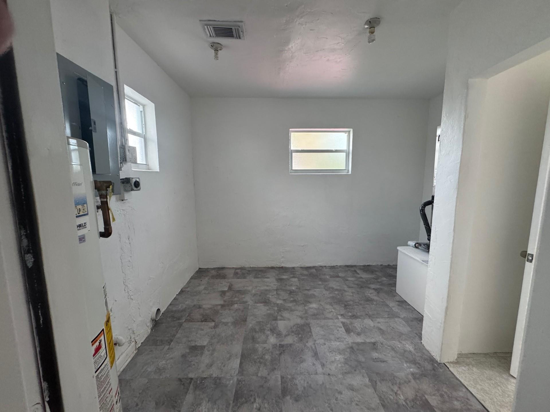 439 NE 33rd Street