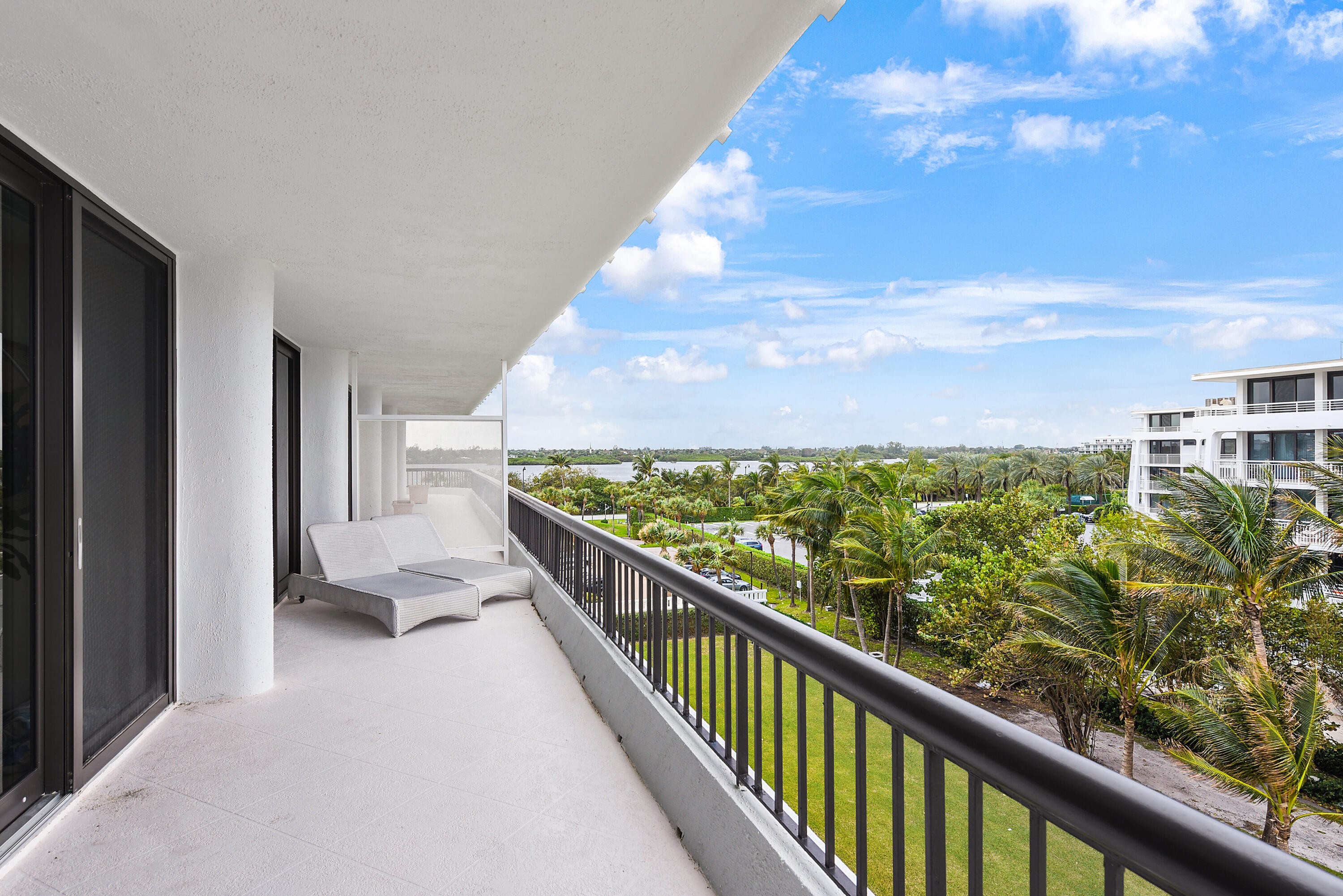 2660 S Ocean Boulevard 402n