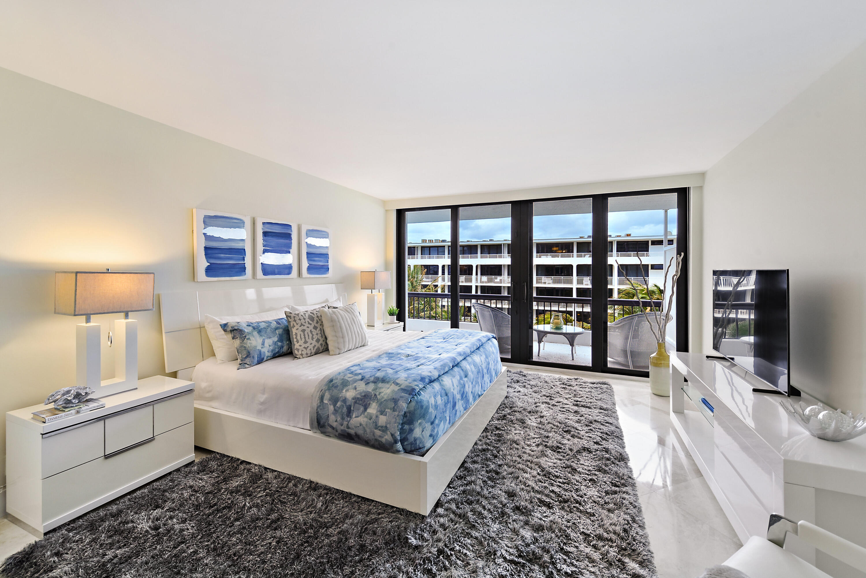 2660 S Ocean Boulevard 402n
