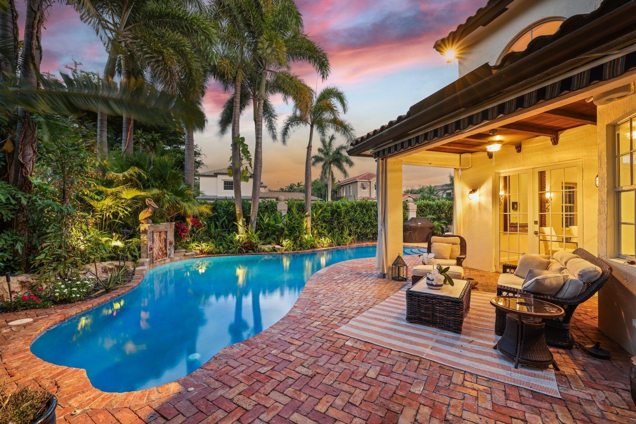 305 SW 17th Street