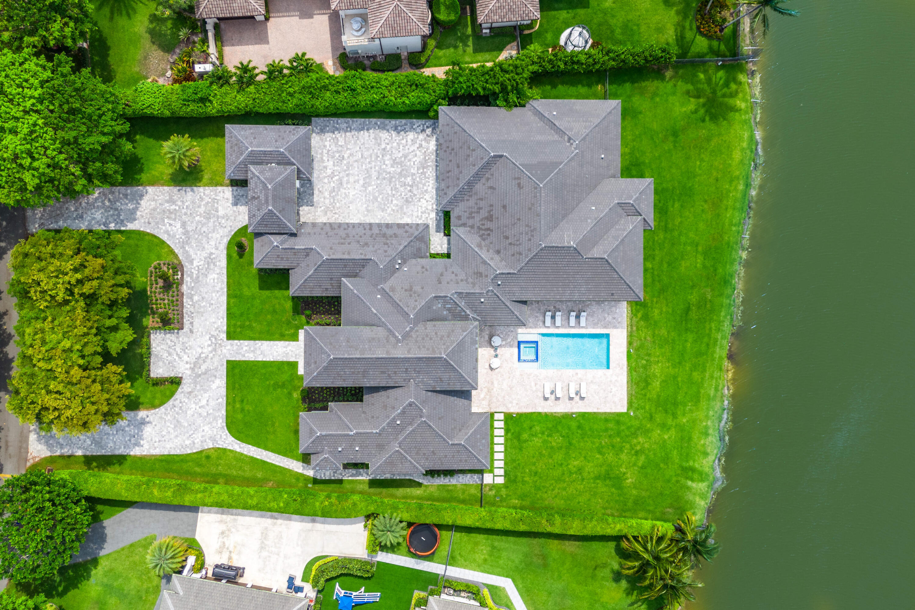 8719 Twin Lake Drive