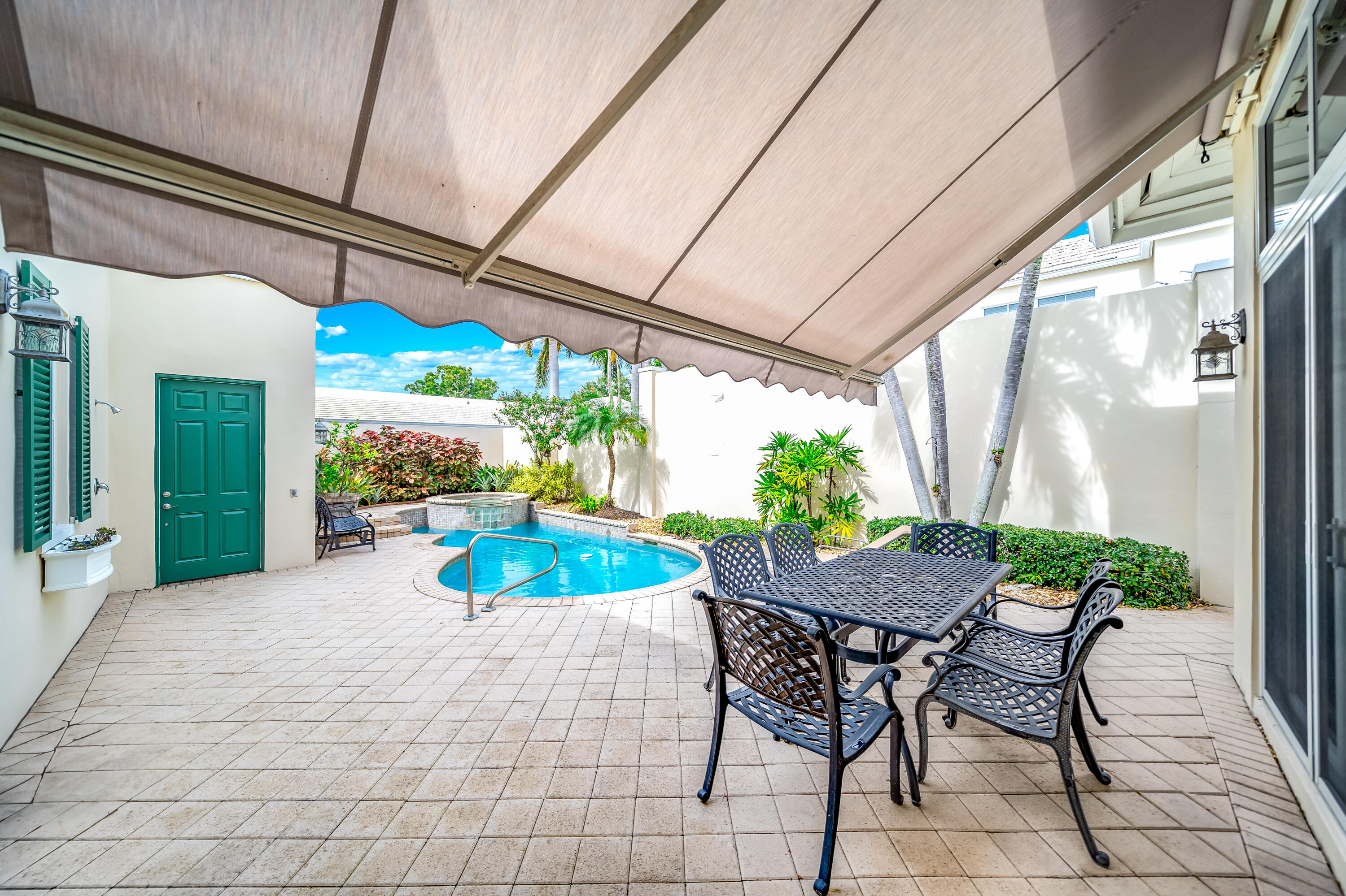 17252 Bermuda Village Drive