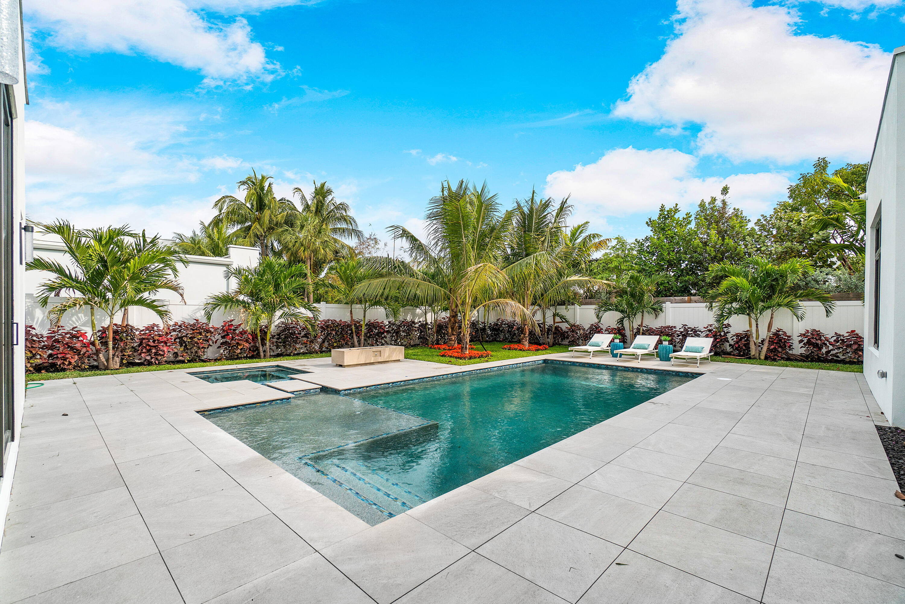 315 Ellamar Road