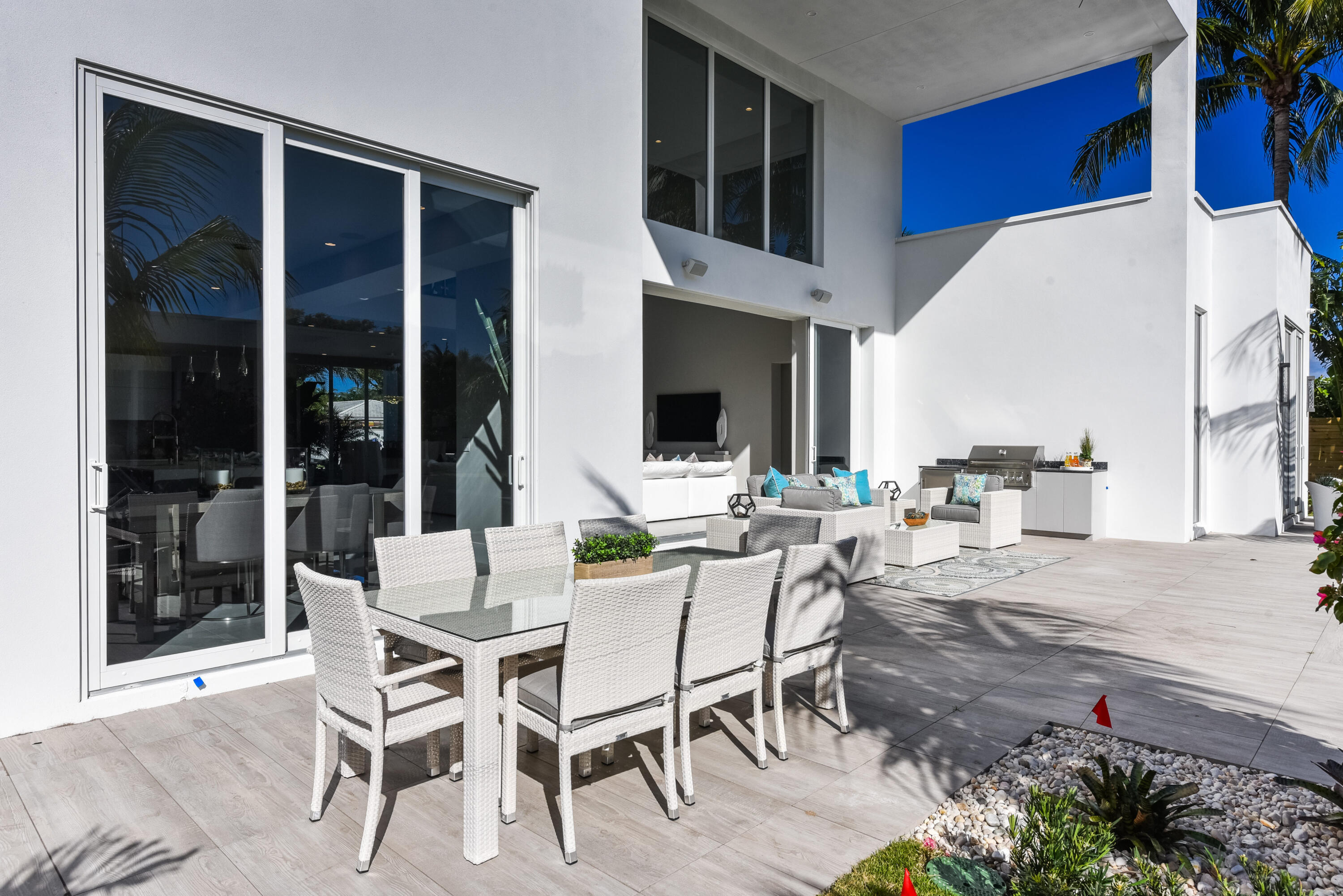 2627 NE 14th Street