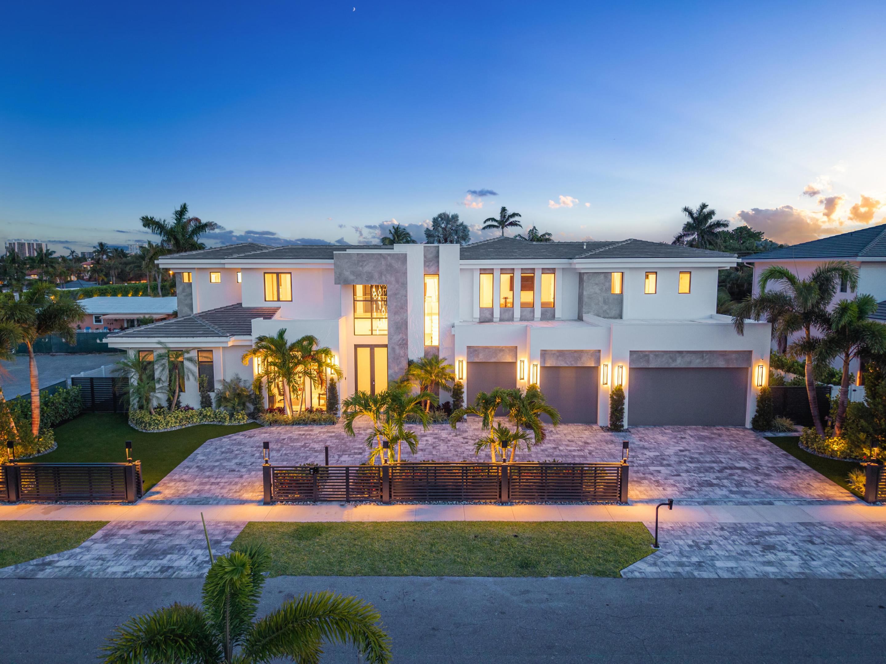 474 NE 10th Street