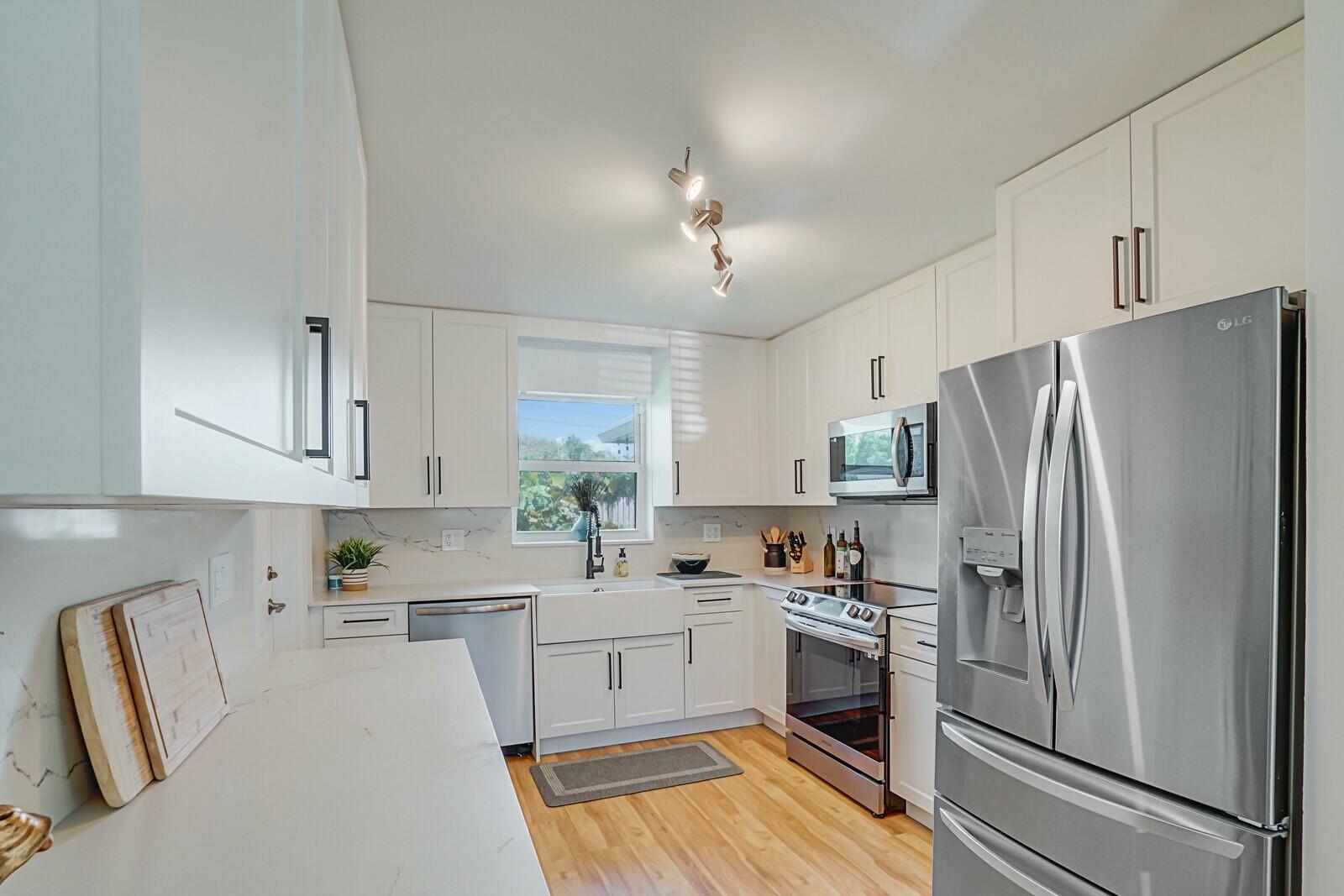455 NE 34th Street