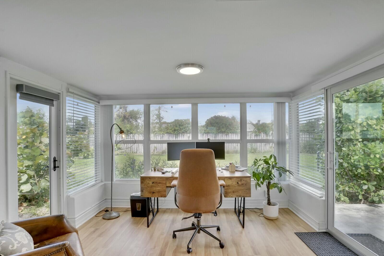 455 NE 34th Street