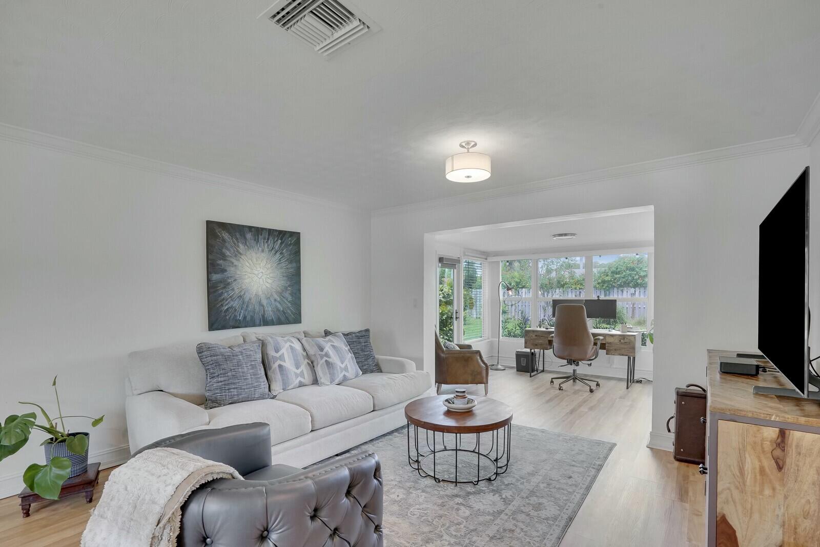 455 NE 34th Street
