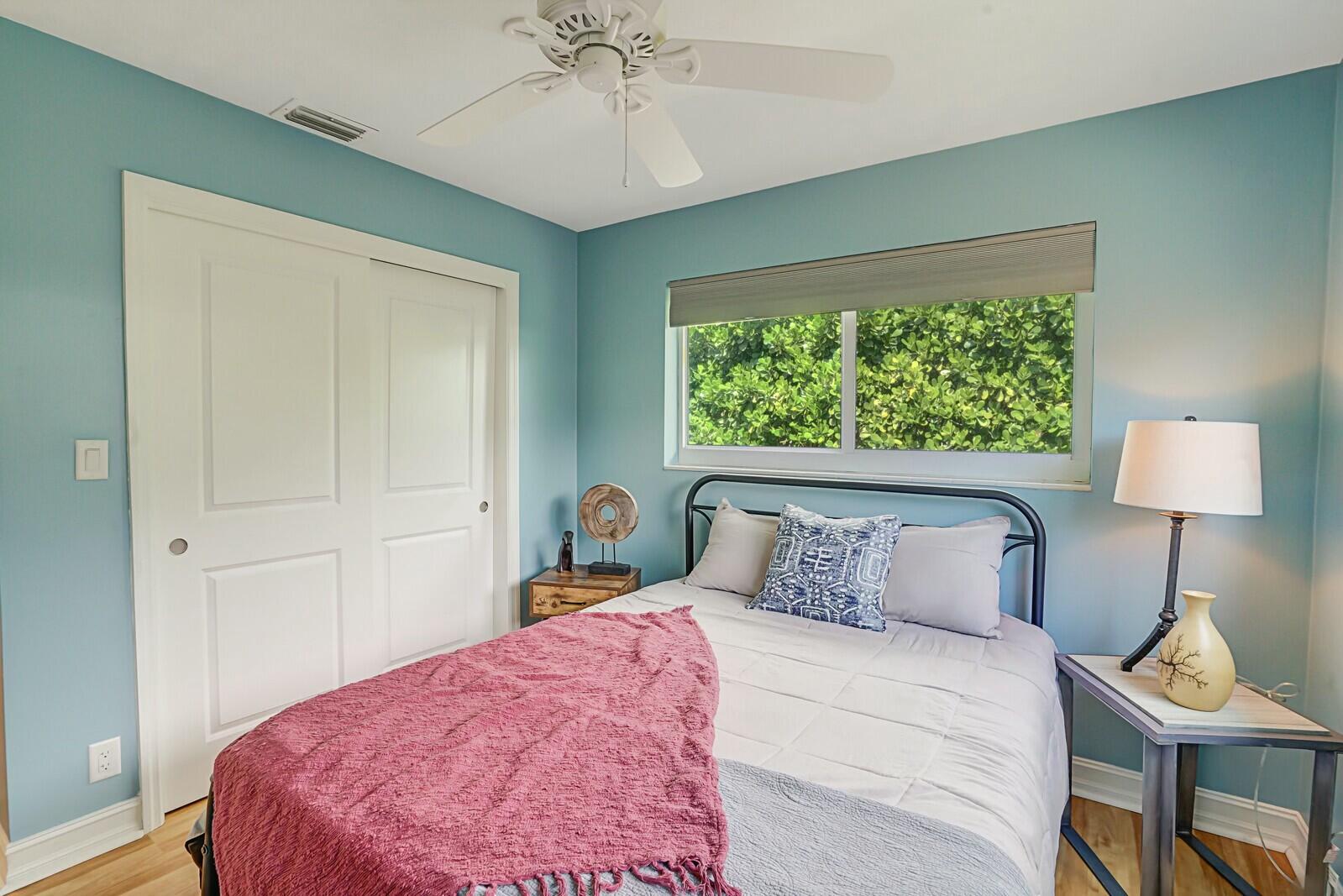 455 NE 34th Street