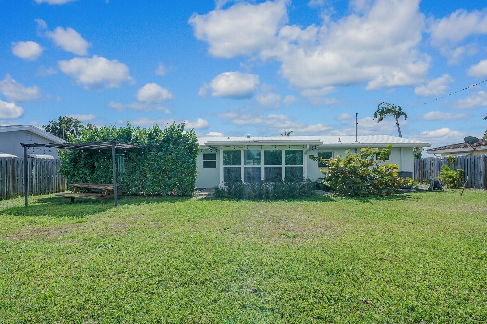 455 NE 34th Street