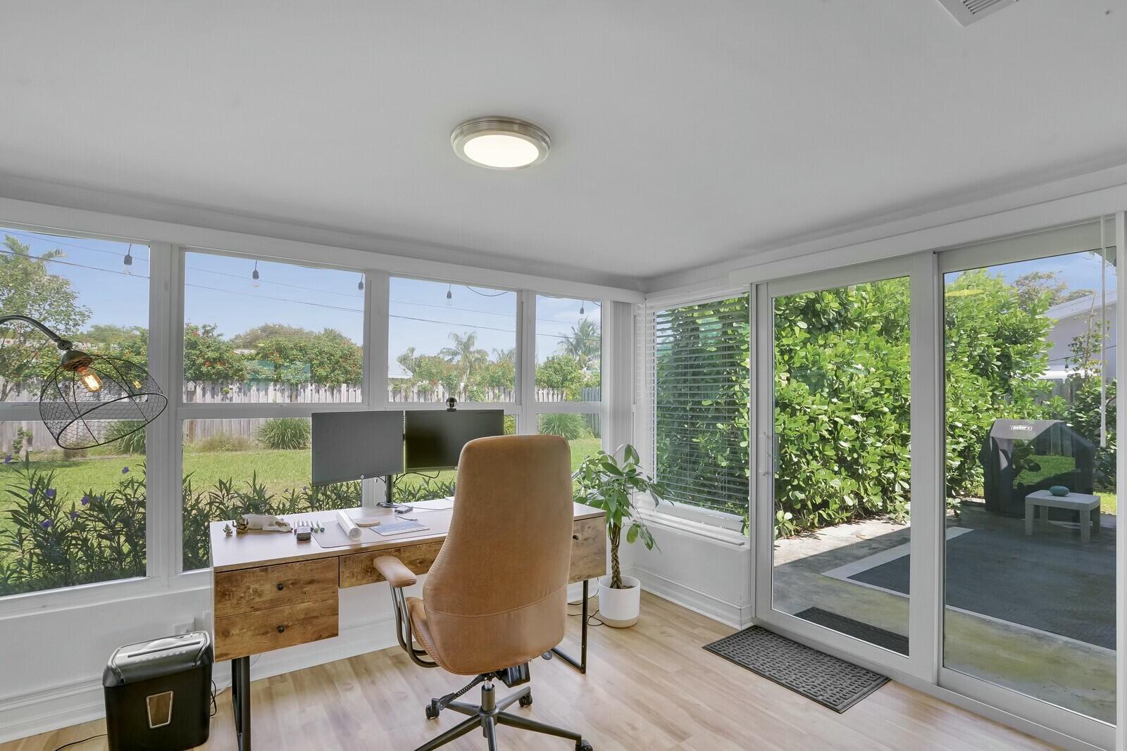 455 NE 34th Street