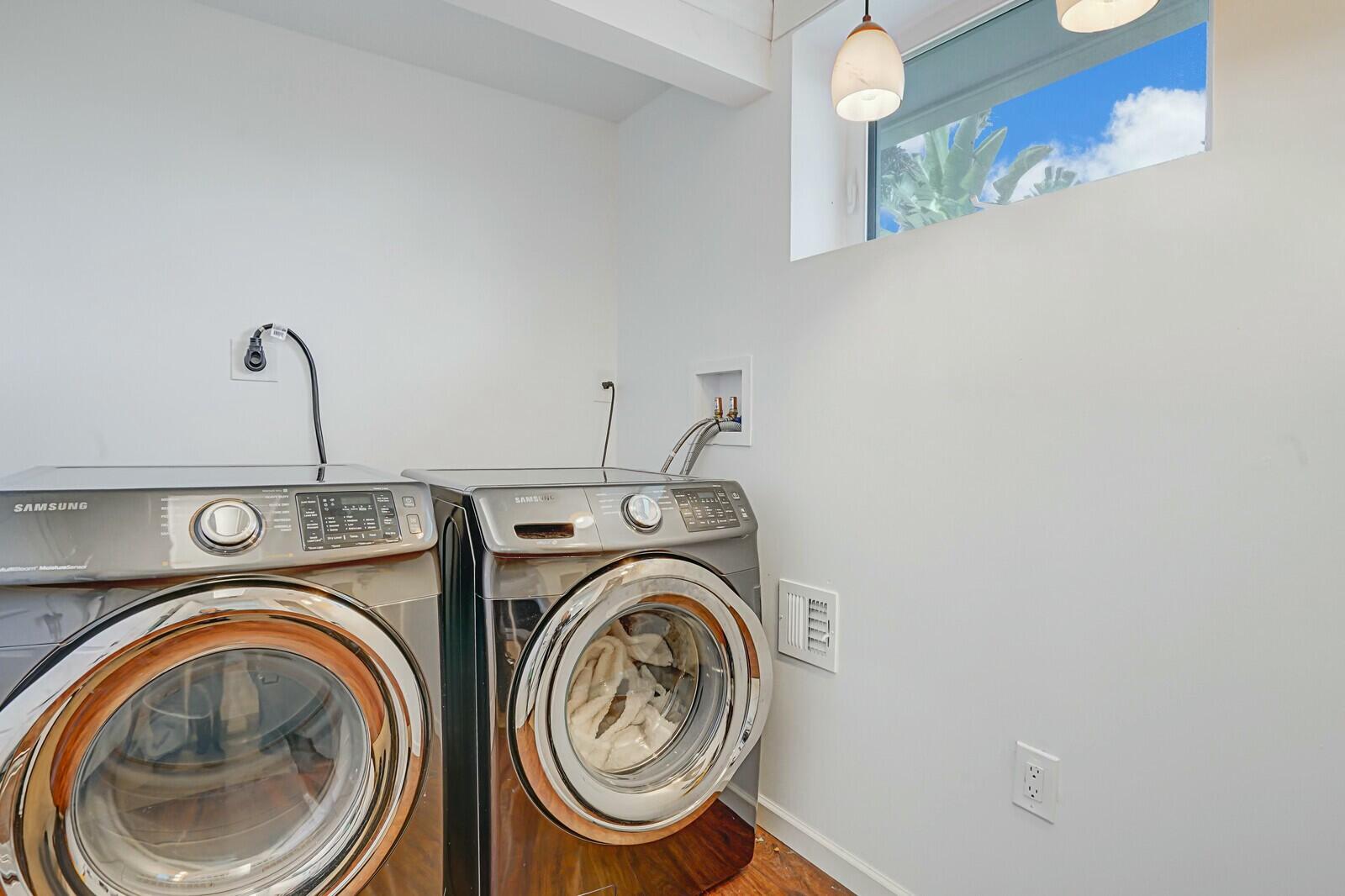 455 NE 34th Street