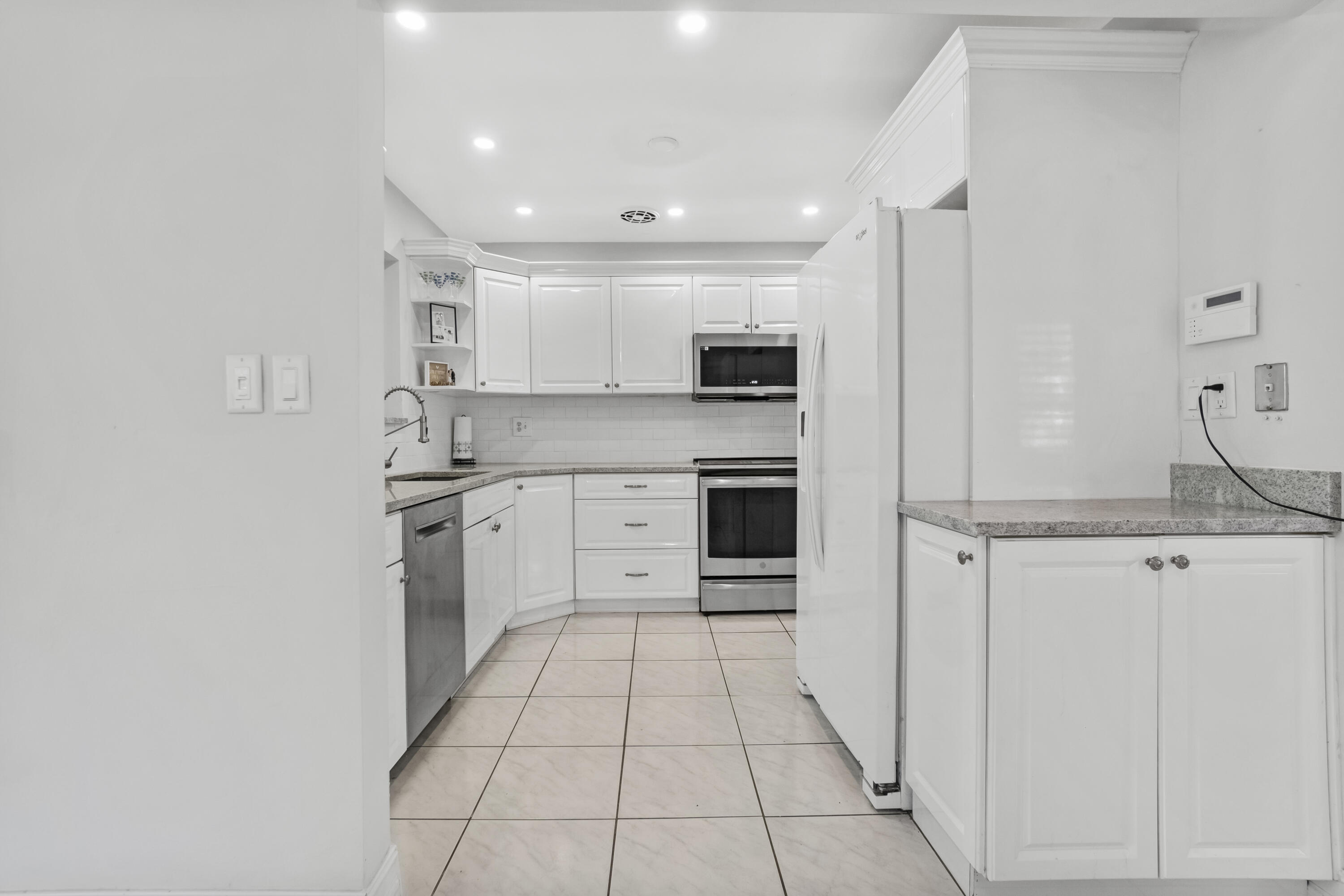 351 NE 28th Road