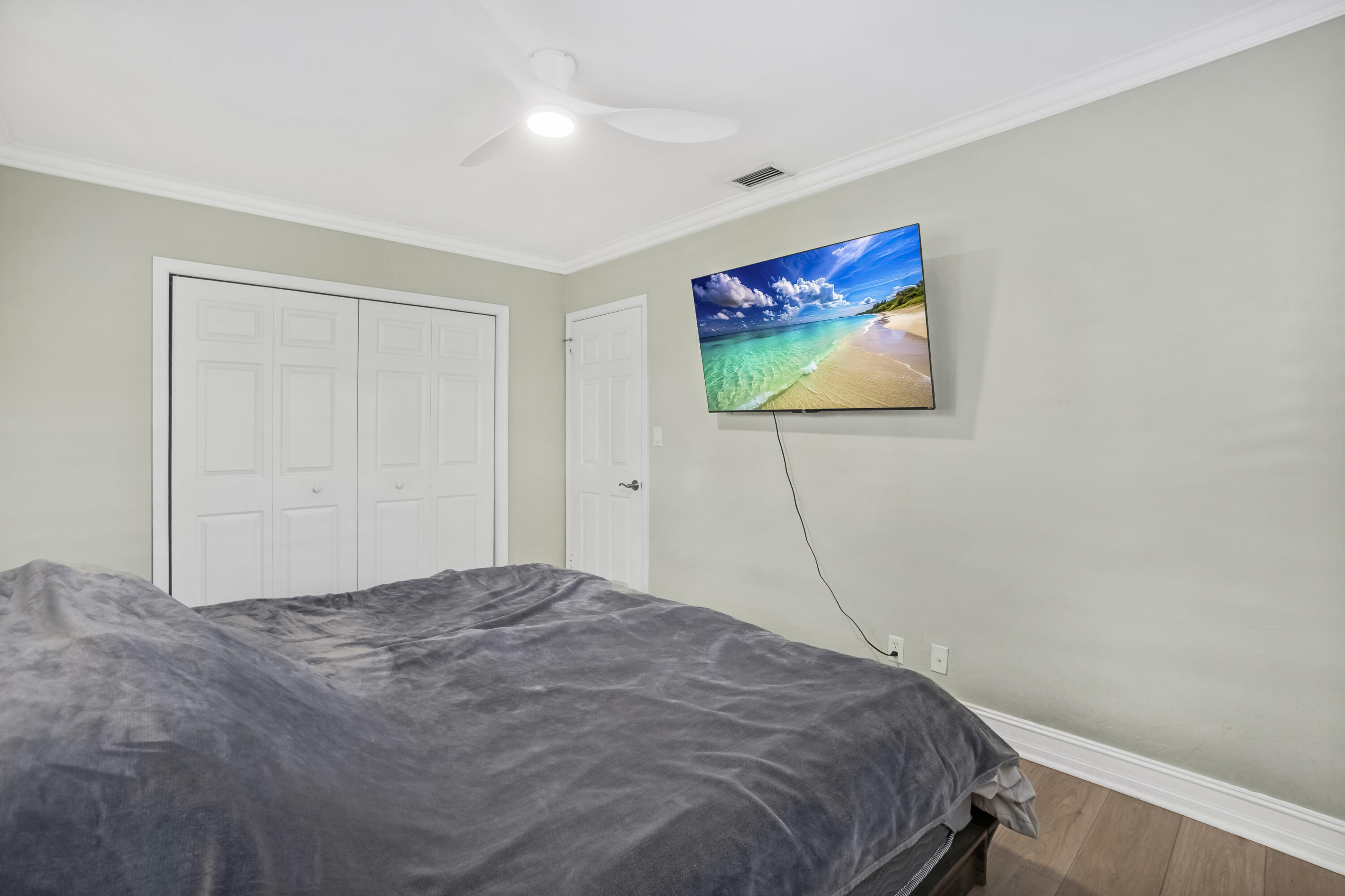 351 NE 28th Road