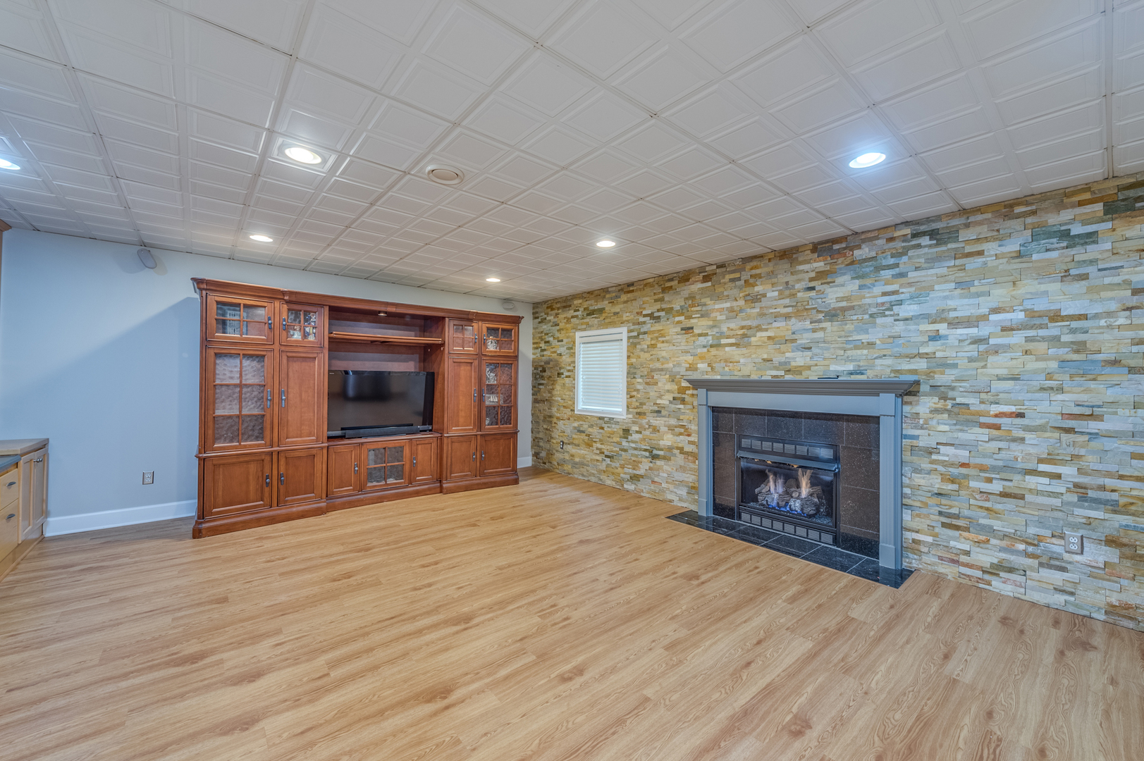 2115 Lillian Lane