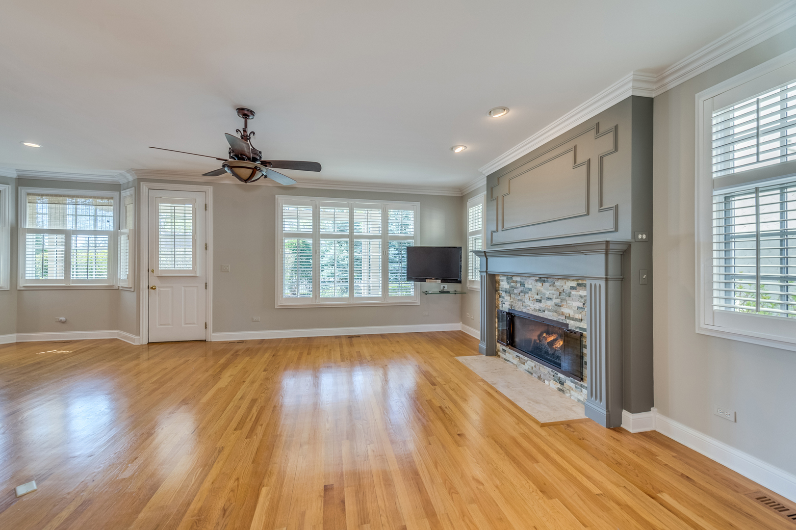 2115 Lillian Lane