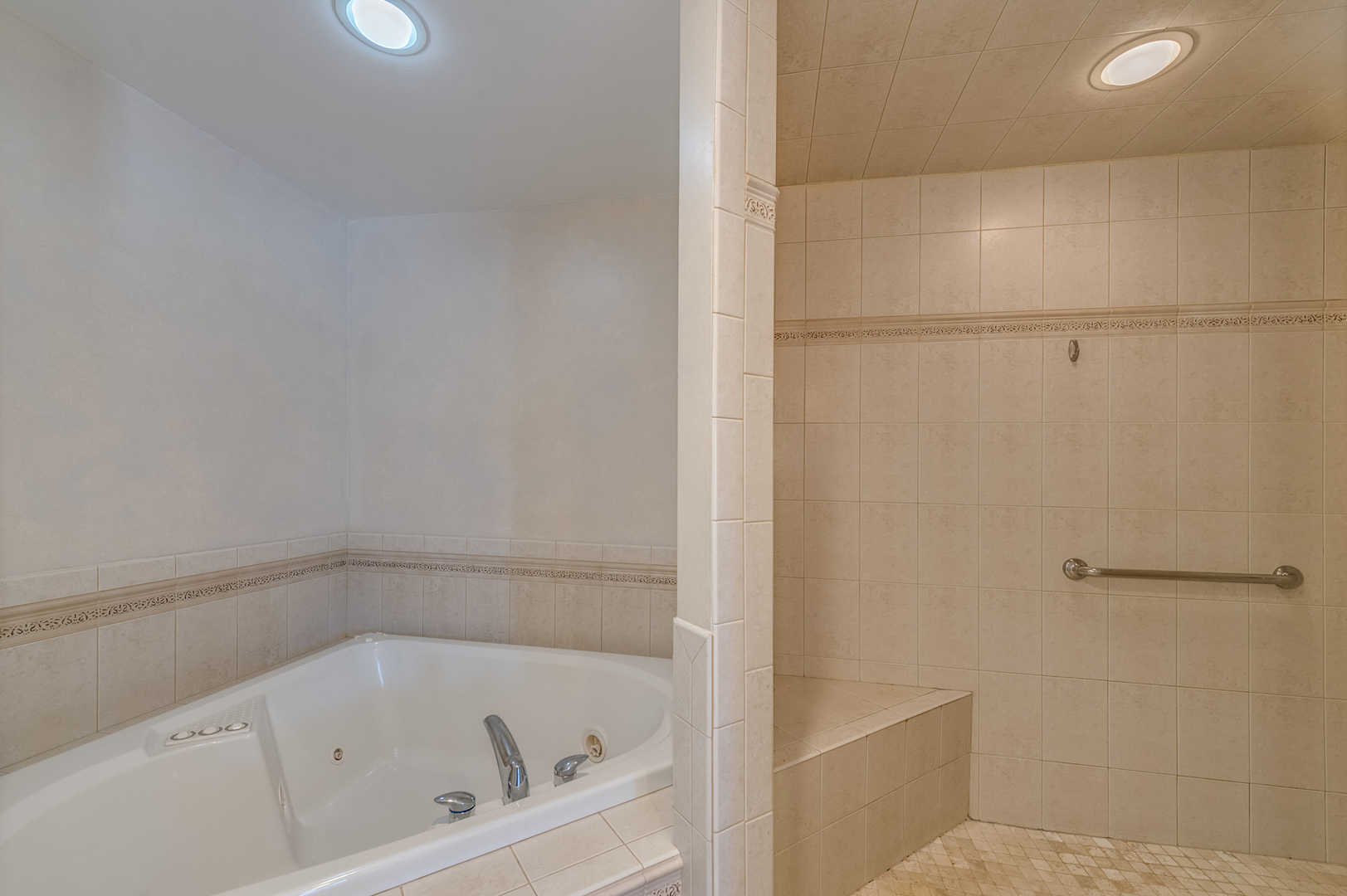 2115 Lillian Lane