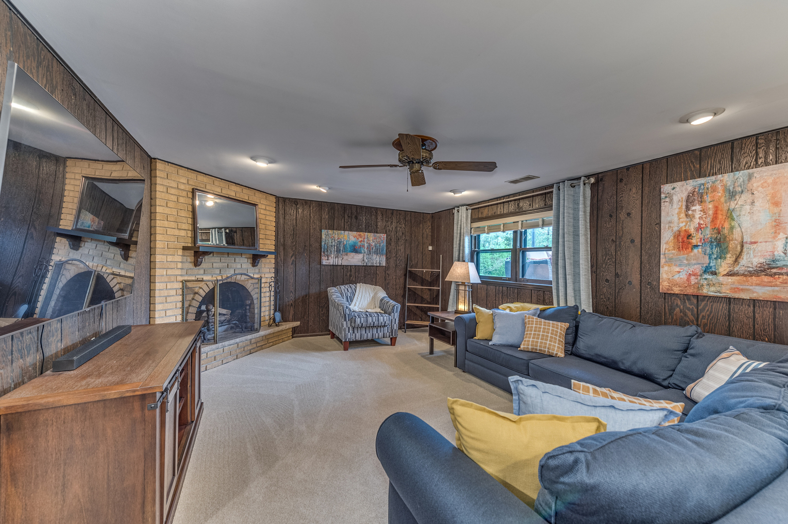 542 Valley View Drive