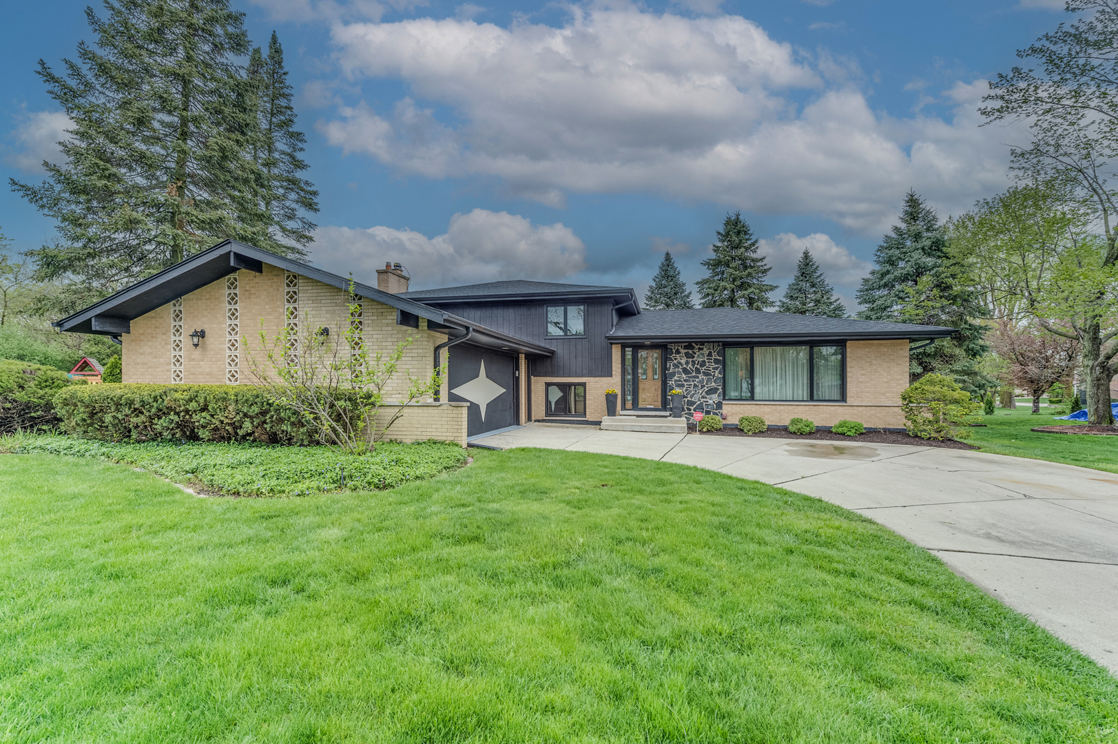 542 Valley View Drive