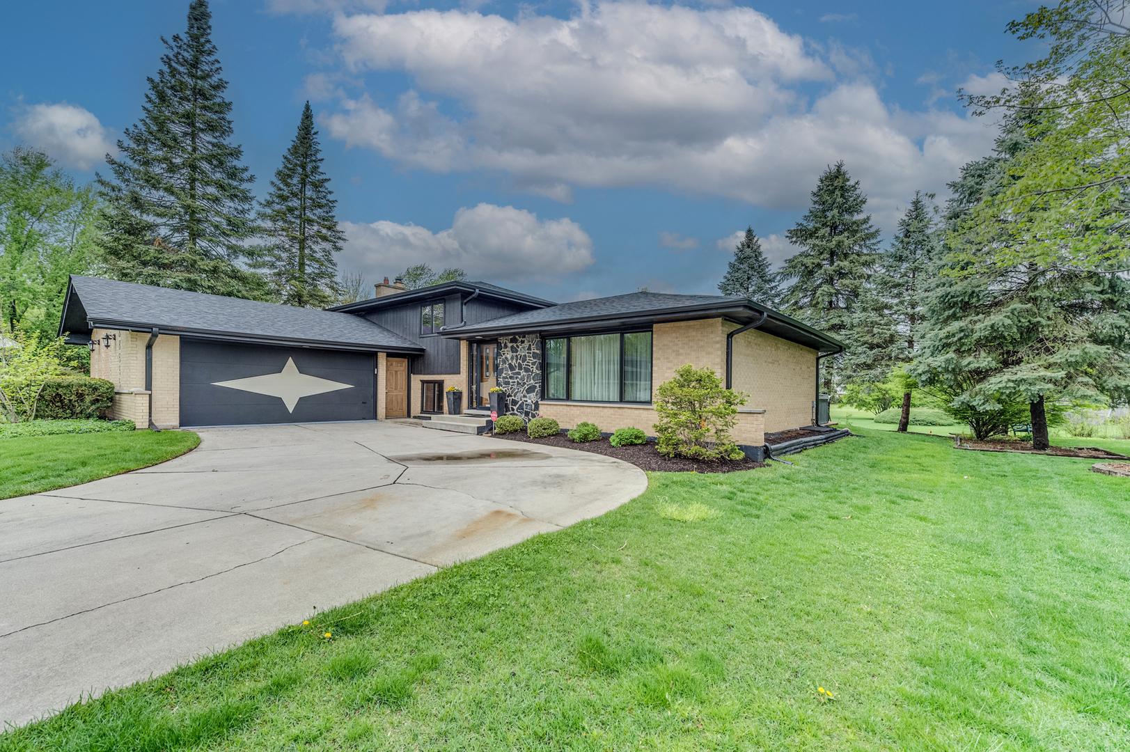 542 Valley View Drive