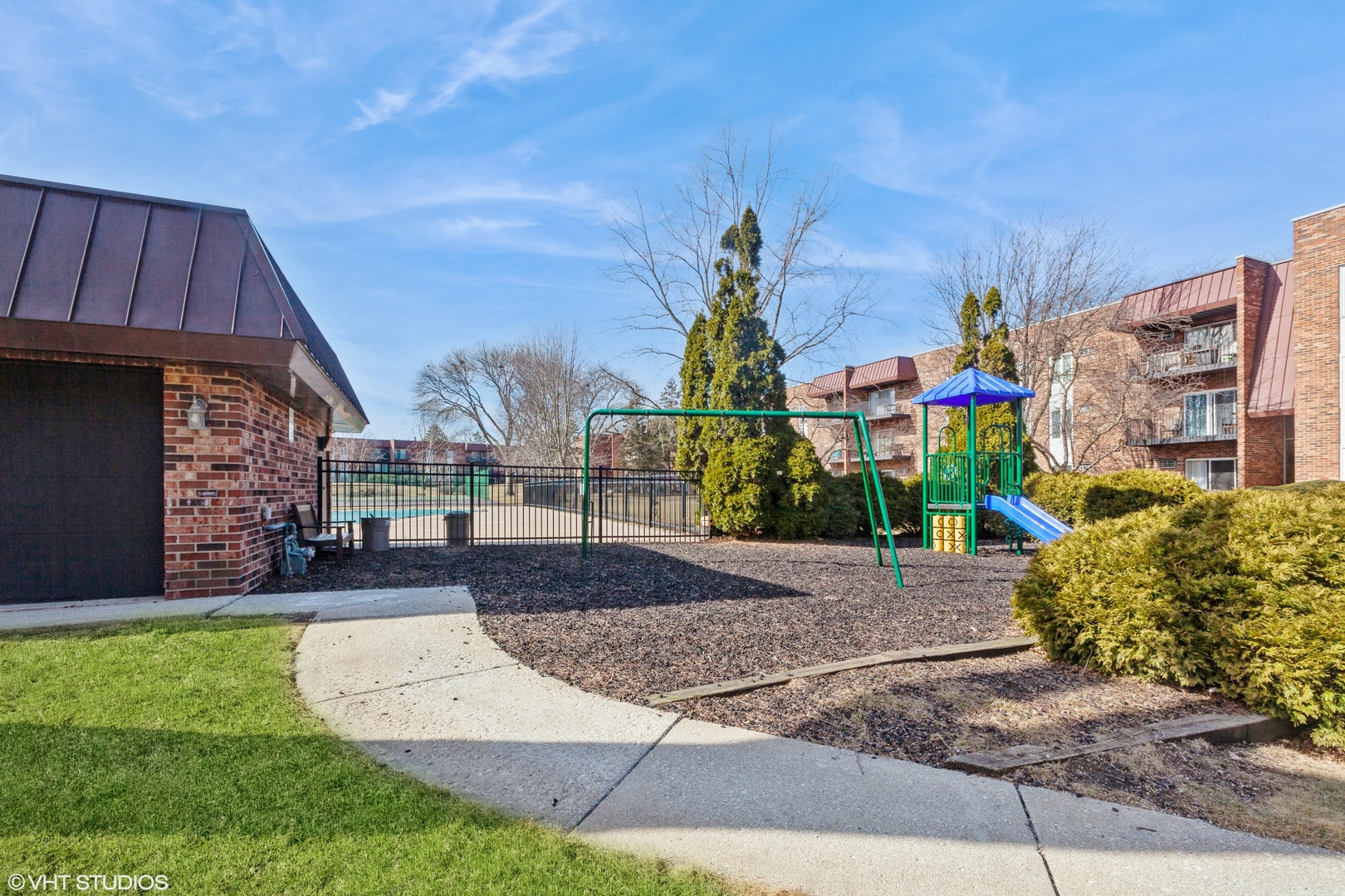 1041 W Ogden Avenue W Unit: 231